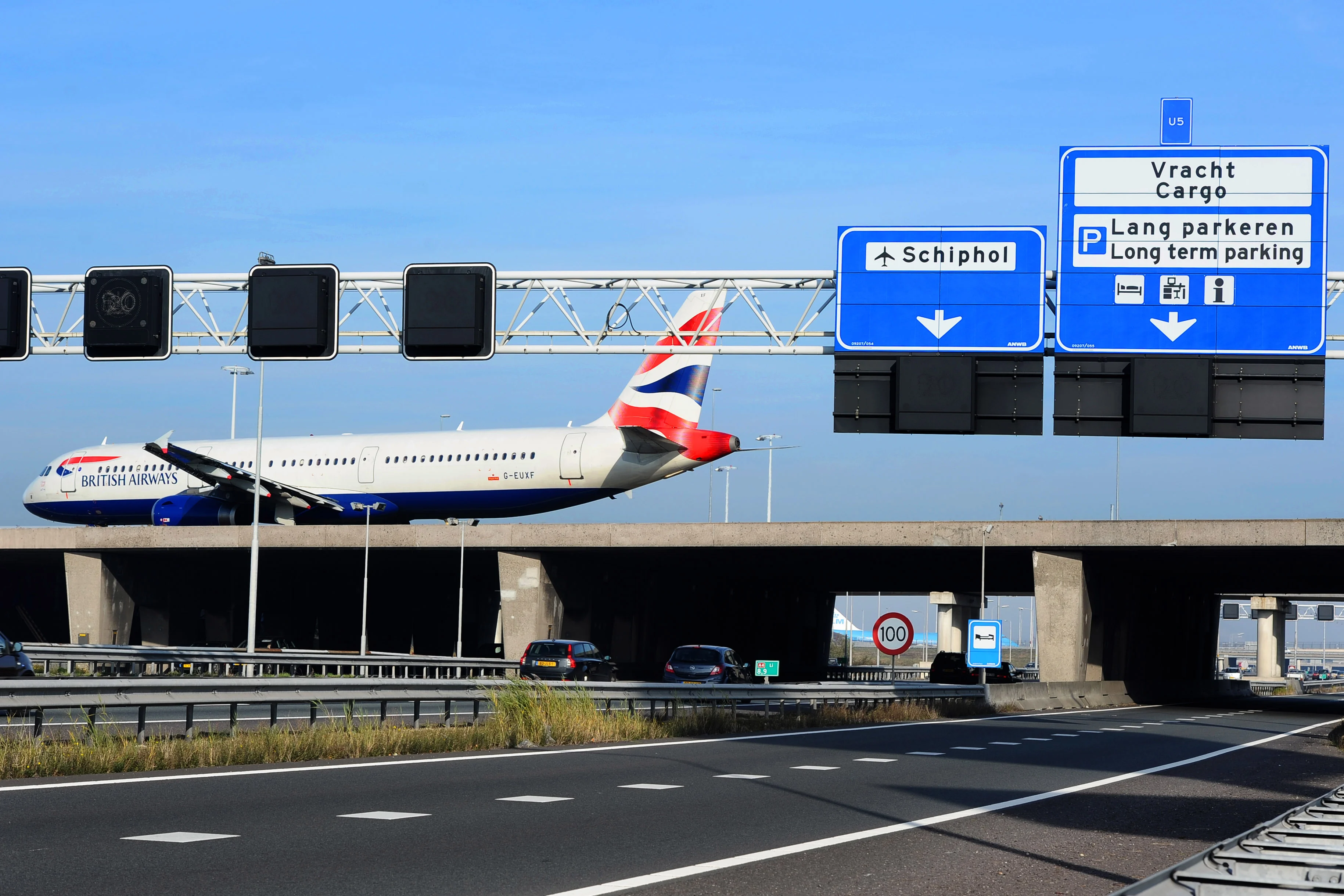 LIVEBLOG | Vliegen en varen vanuit Verenigd Koninkrijk mag vanaf morgen weer