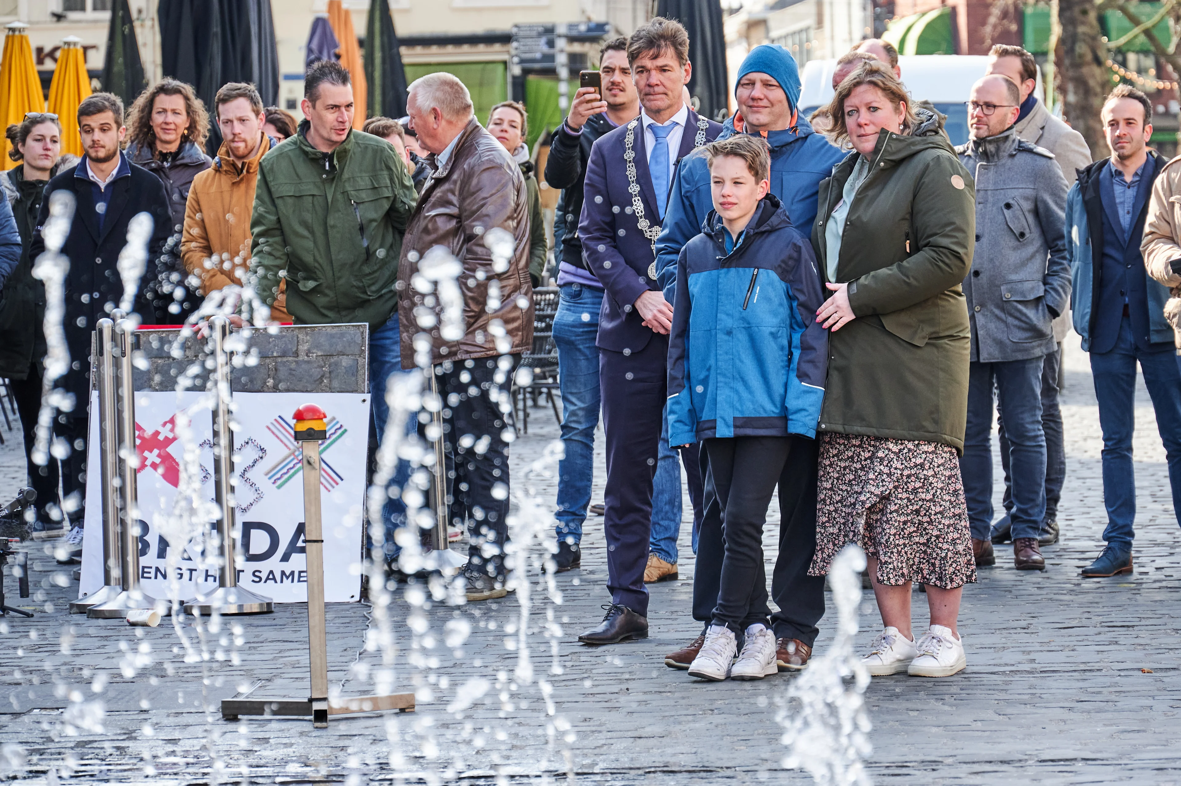 Nagellakheld Tijn heeft eigen fontein in Breda: 'Hij zal altijd voortleven'