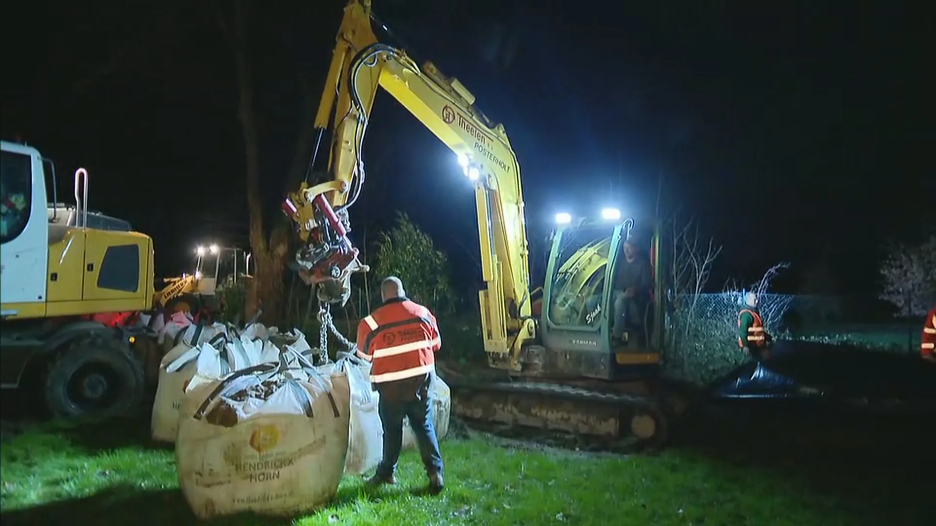 Hoogwater in Limburg: rivier dreigt buiten oevers te treden