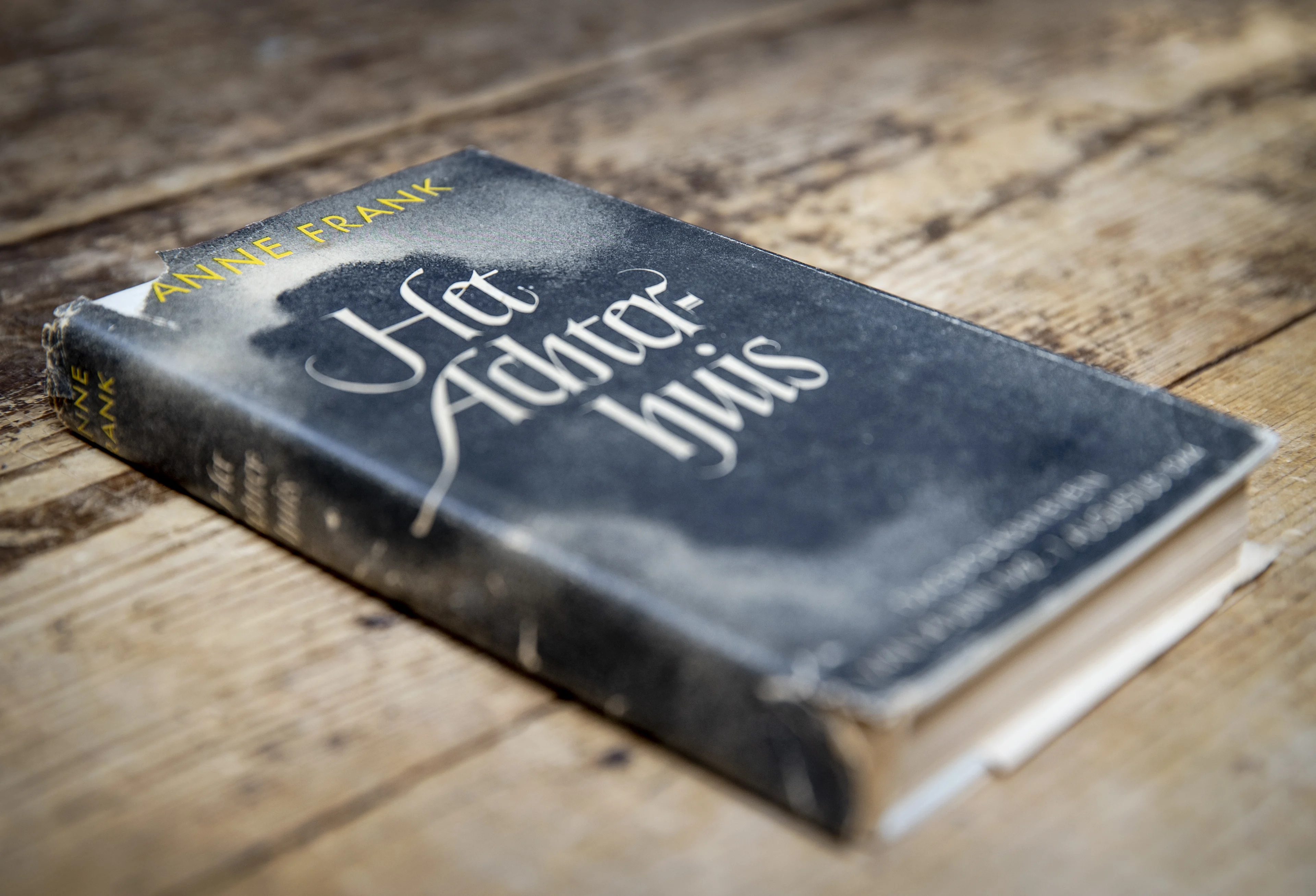 Zeldzame eerste druk van dagboek Anne Frank geveild