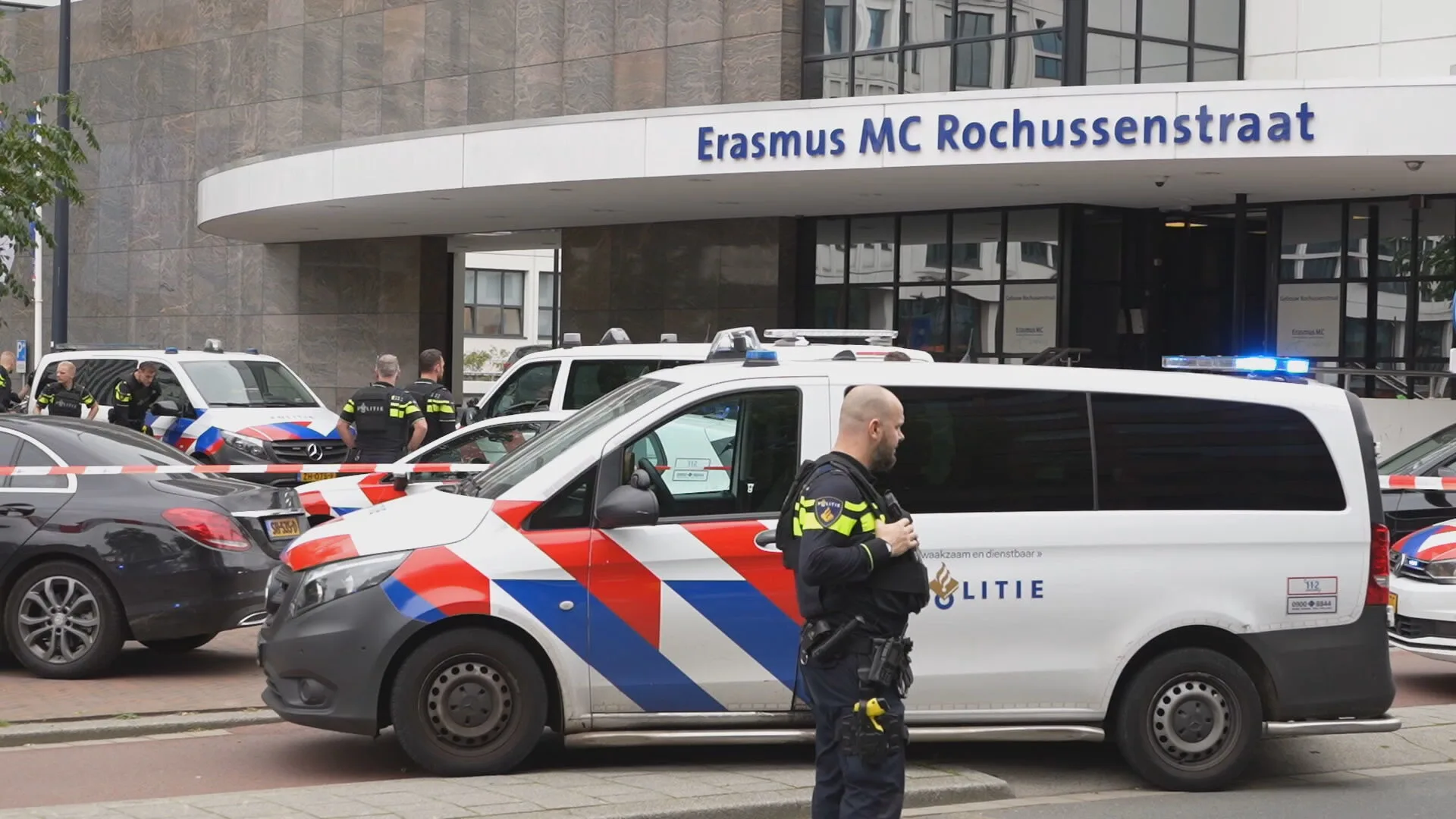 Schietpartijen in Rotterdam, dader in gevechtskleding voortvluchtig