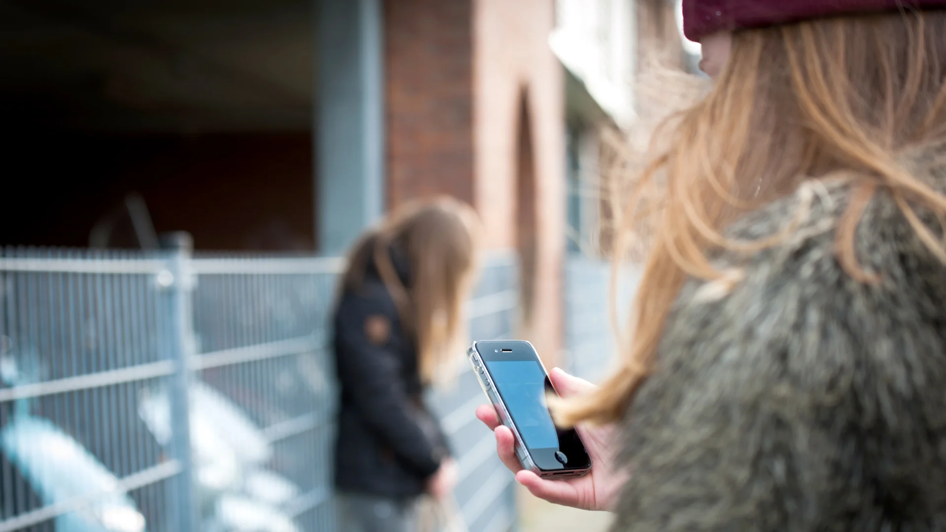 Homo- en biseksuele jongeren veel vaker online lastiggevallen