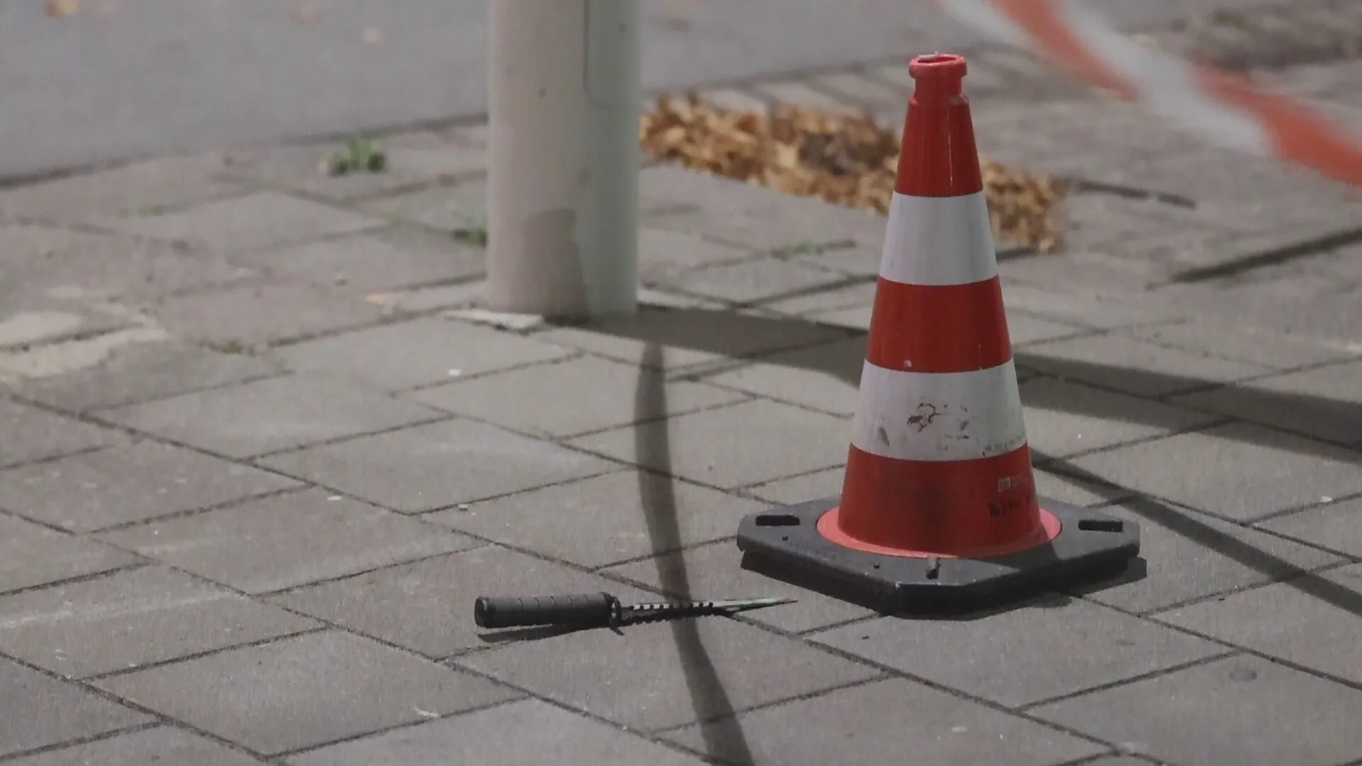 Politie schiet op verdachte na steekpartij Den Haag: twee gewonden naar ziekenhuis gebracht