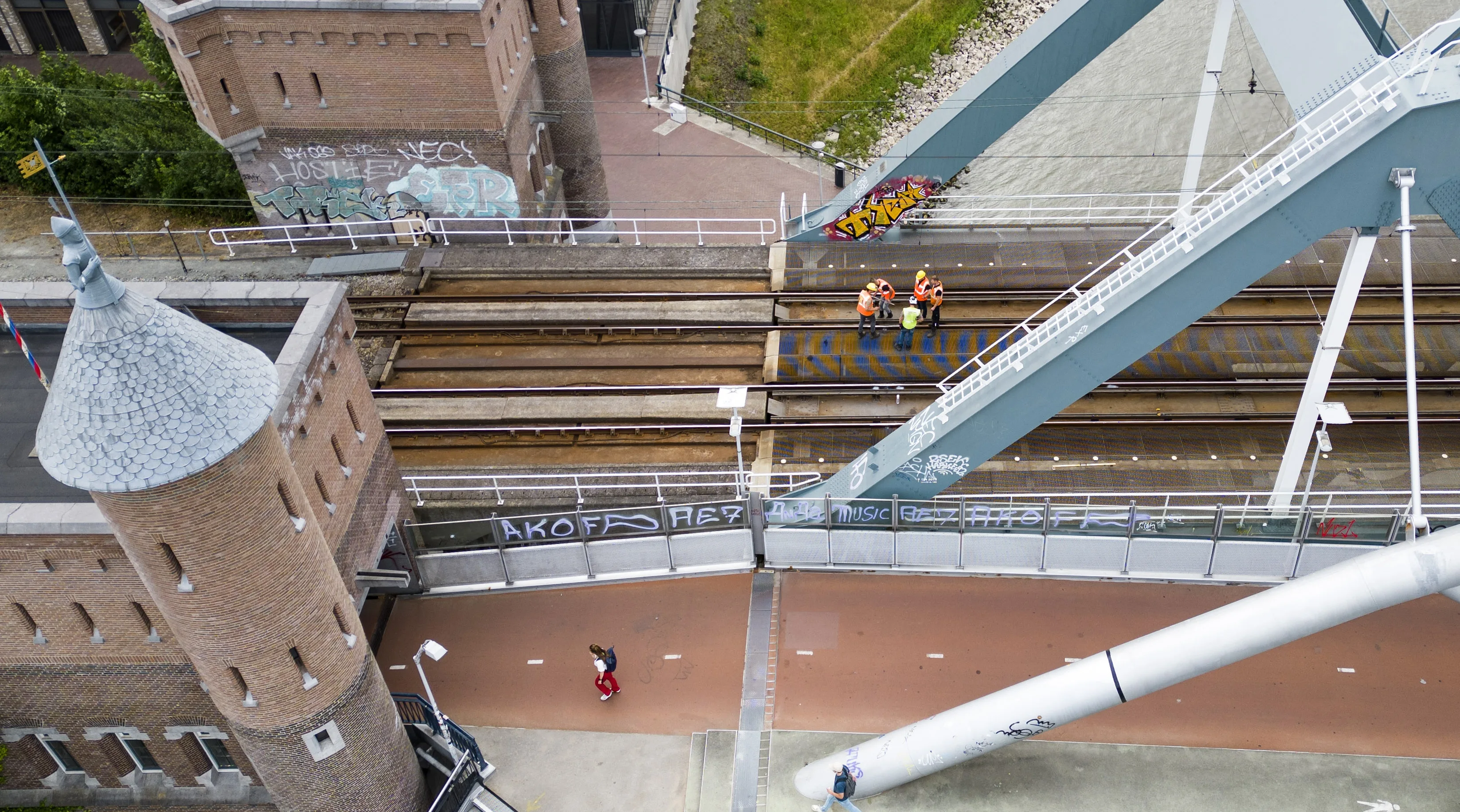 Extra reistijd voor treinreizigers door defect aan spoorbrug bij Nijmegen