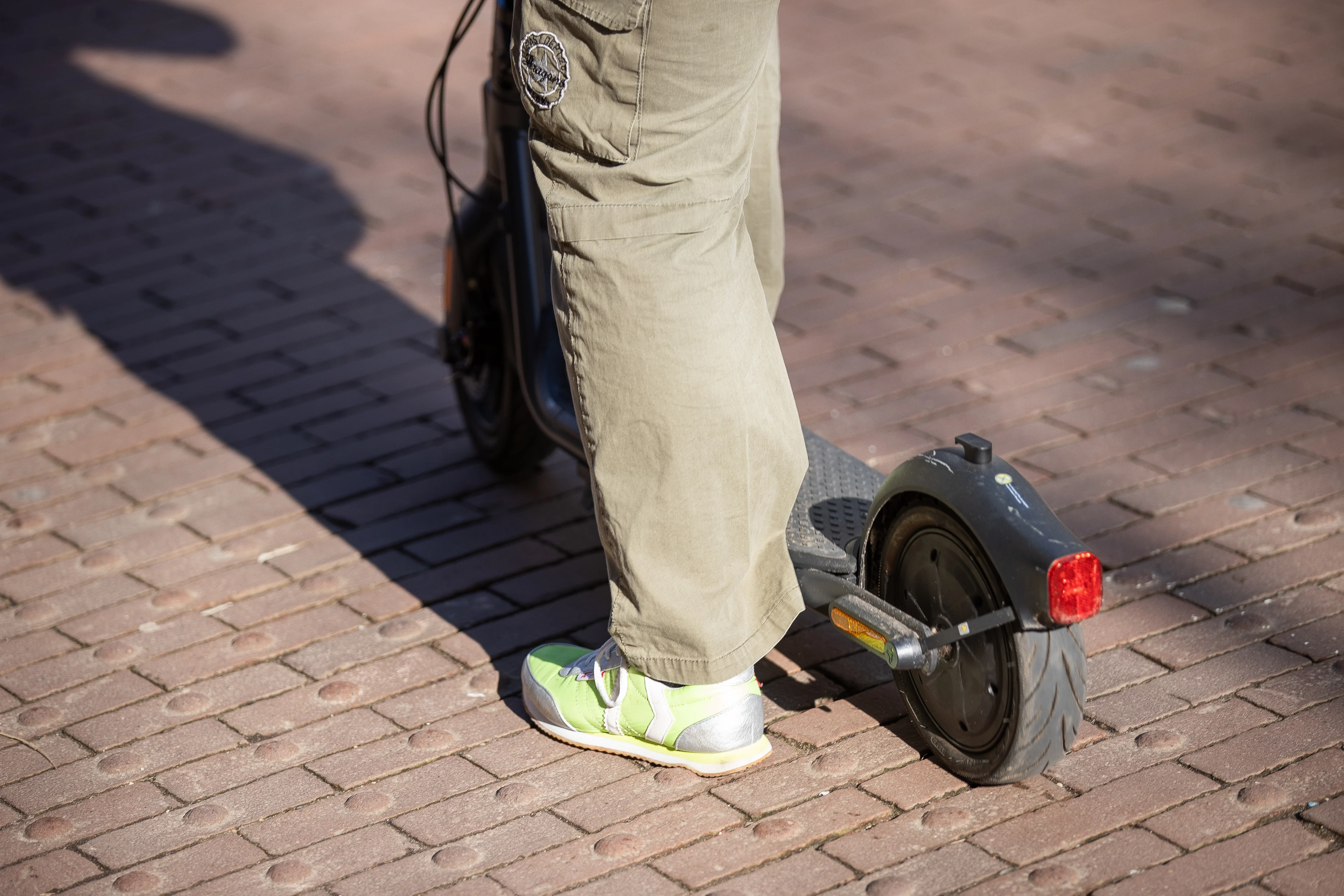 Veel e-steps mogen niet op de openbare weg: dit zijn de regels