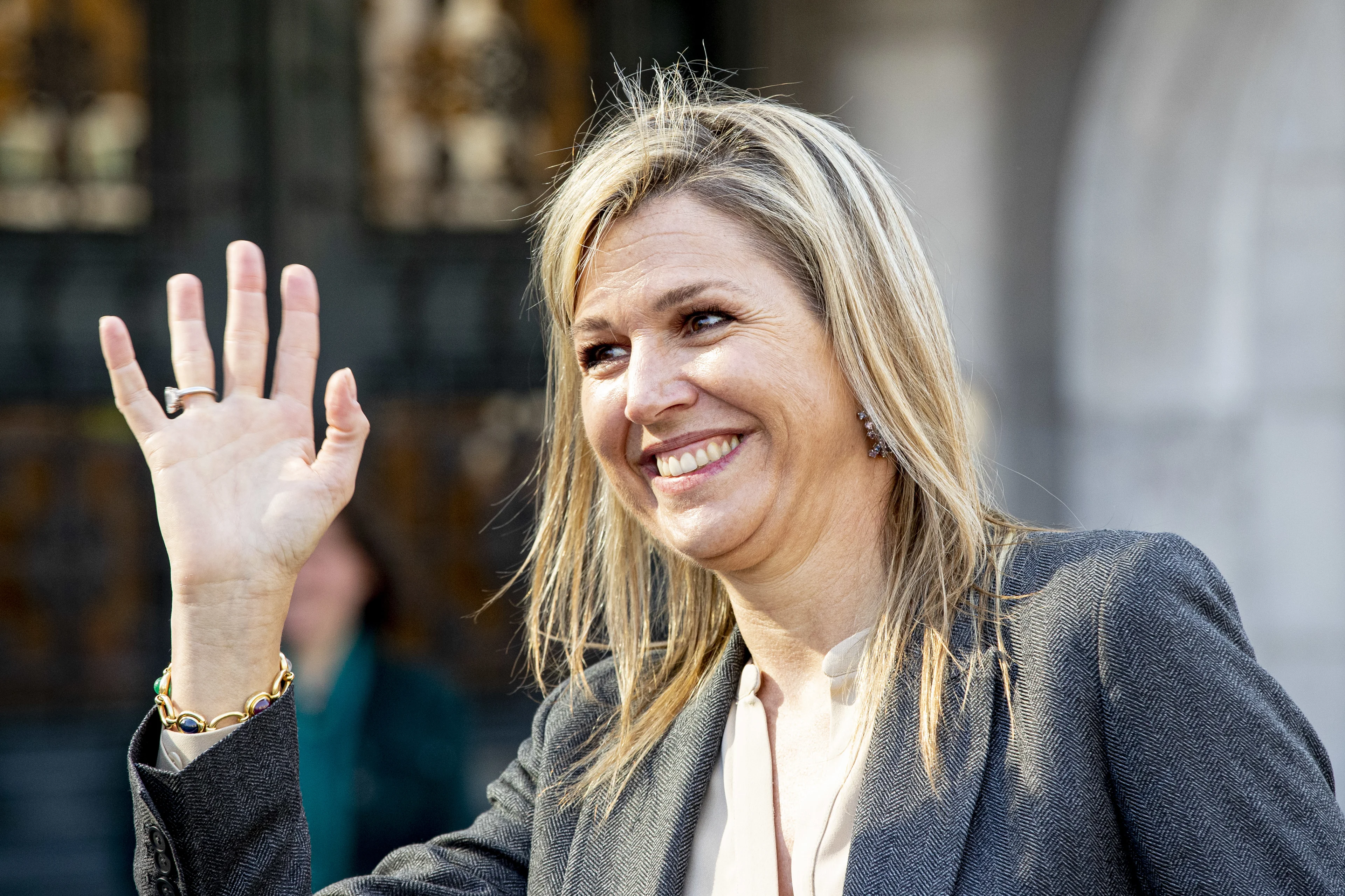 Hoera! Koningin Máxima blaast vandaag 49 kaarsjes uit