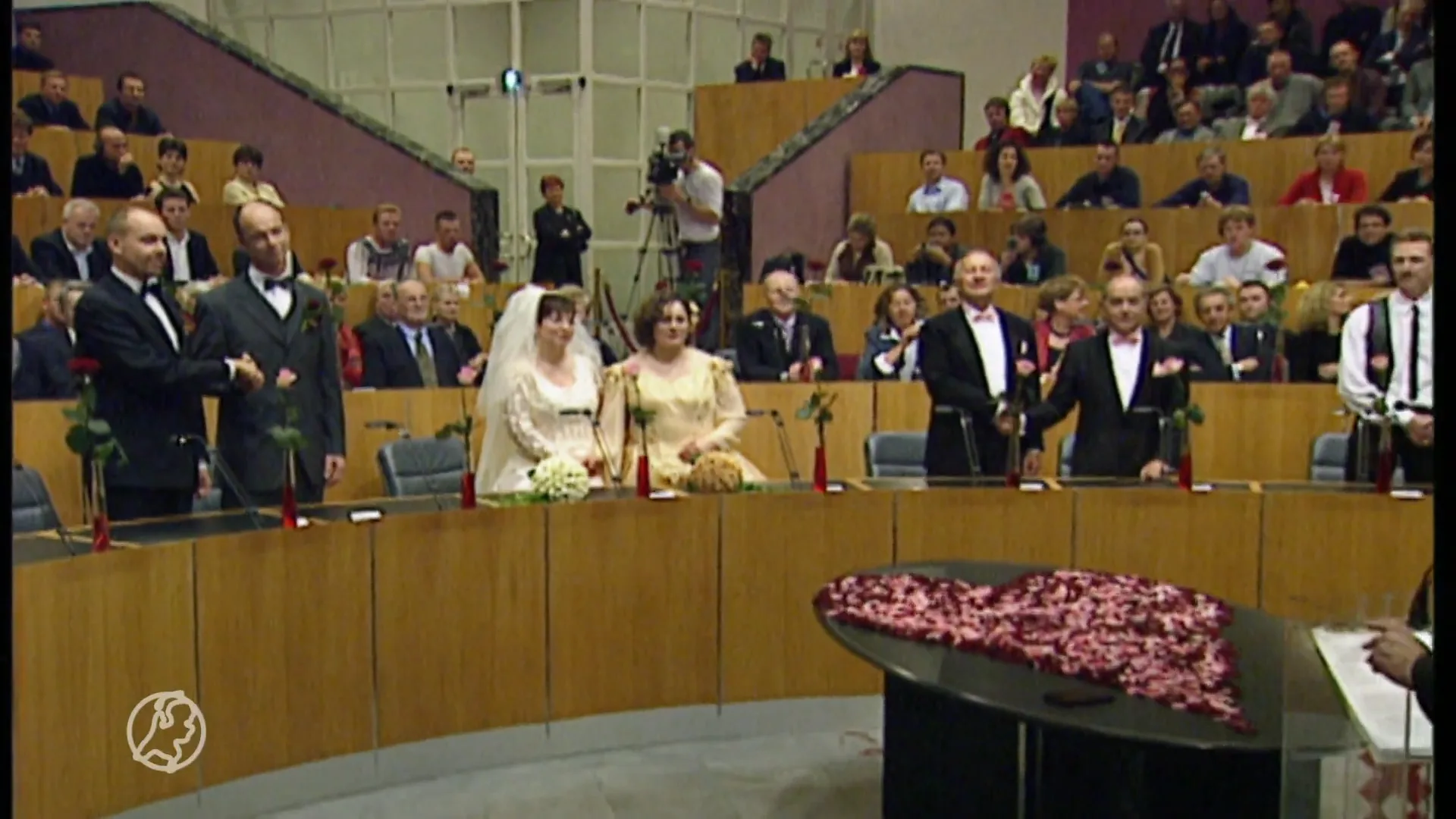 Twintig jaar geleden stapten de eerste homostellen in het huwelijksbootje: 'Hopelijk kunnen we het snel vieren!'