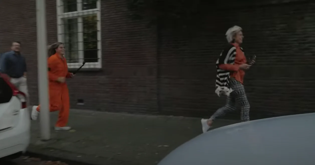 Leden van het Koninklijk Huis op de vlucht in Het Jachtseizoen