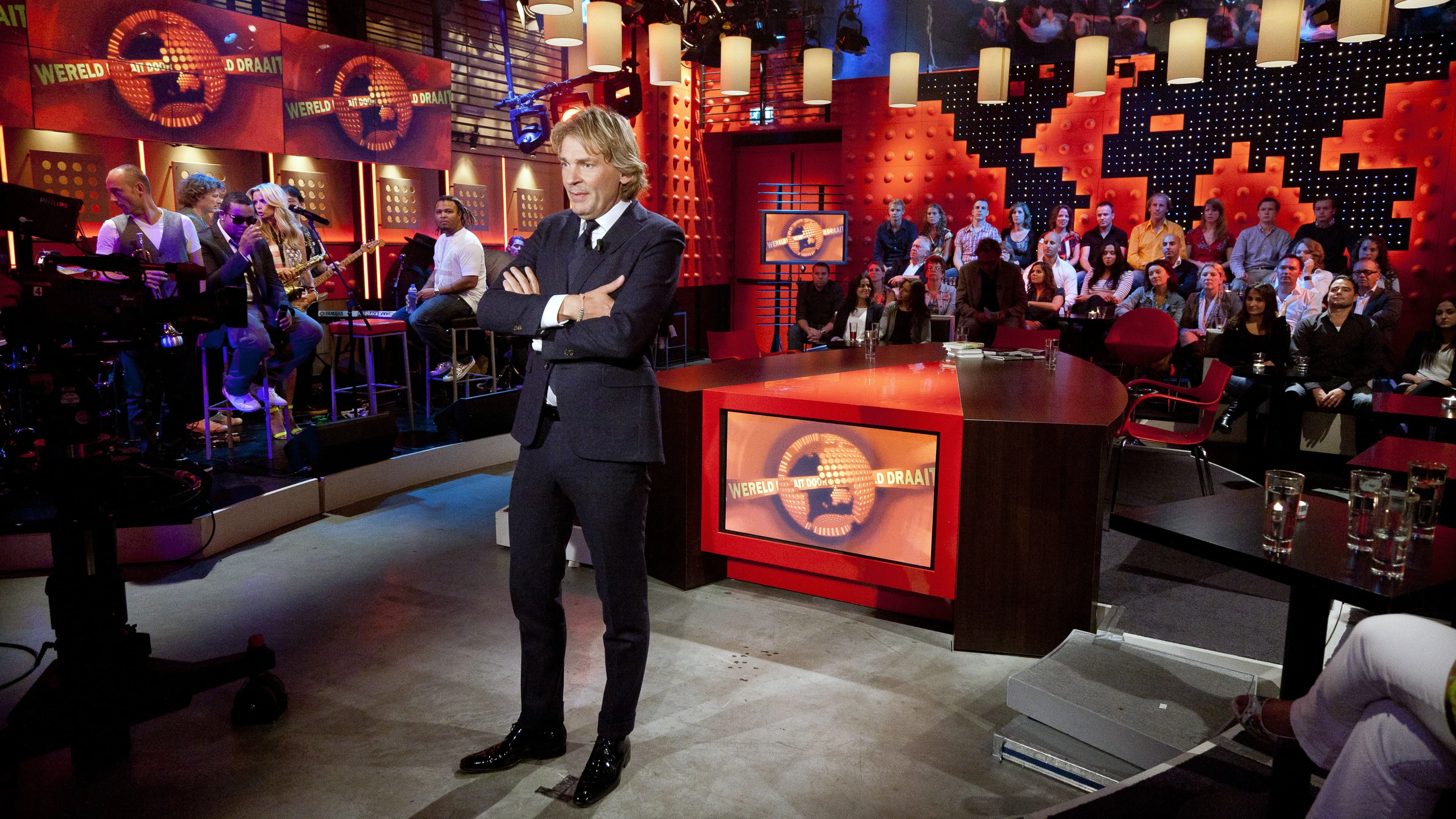 'Jarenlange angstcultuur en publieke vernederingen bij DWDD, BNNVARA deed niks'