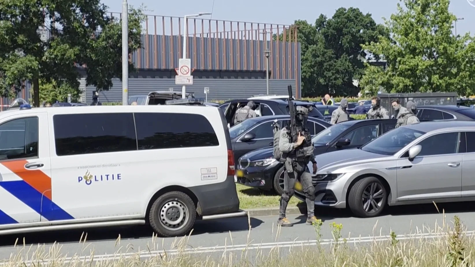 Melding gewapend persoon op school Barneveld was vals, minderjarige opgepakt
