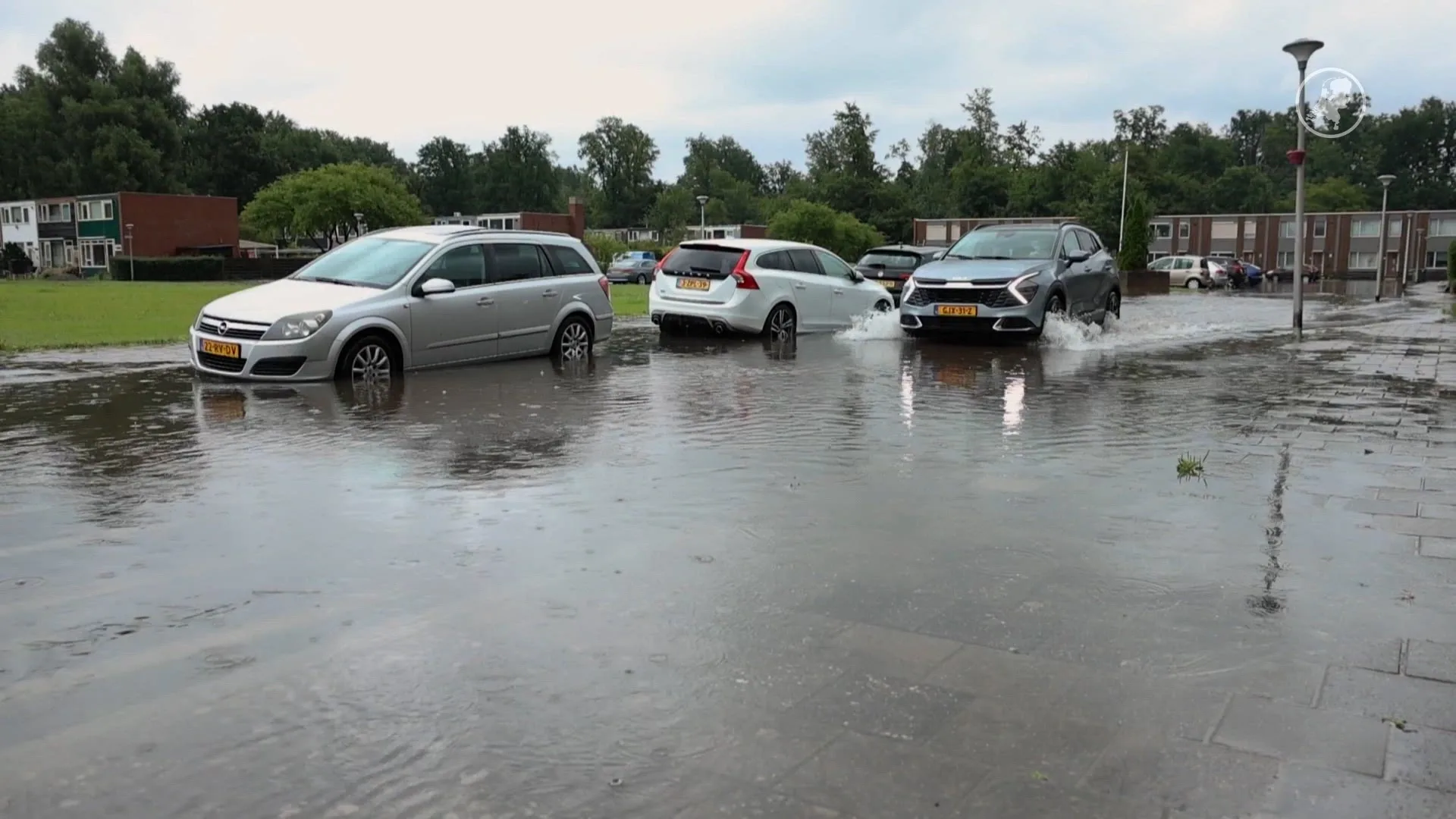 Flinke wateroverlast op meerdere plekken van het land