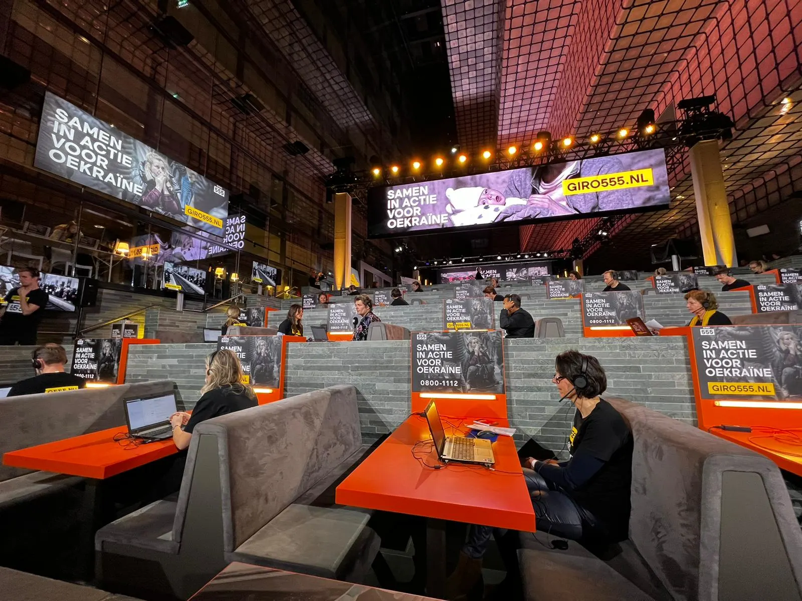 Giro 555-actie van start: Nederland komt samen in actie voor oorlogsslachtoffers Oekraïne