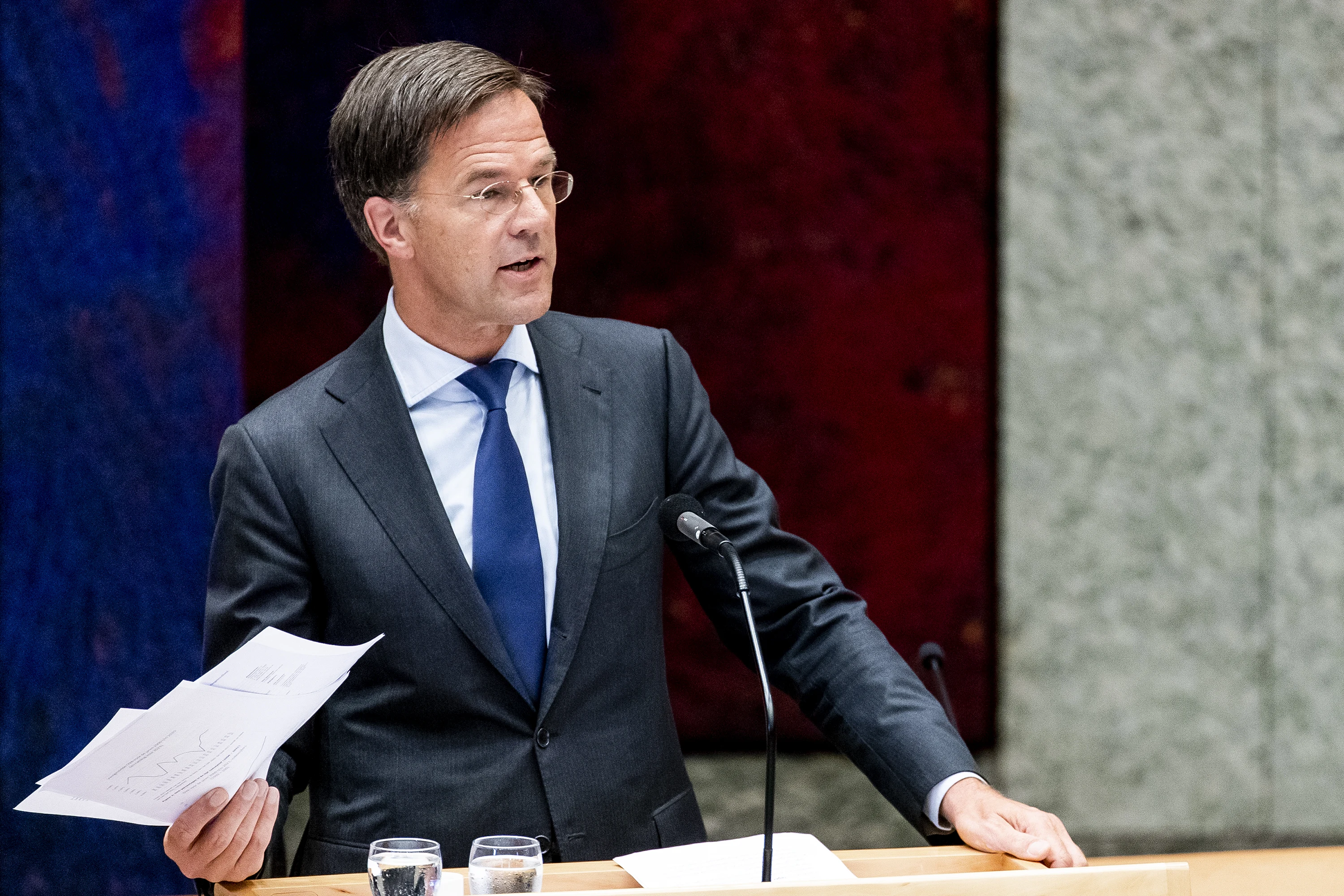 Premier Rutte geeft wekelijkse persconferentie na ministerraad
