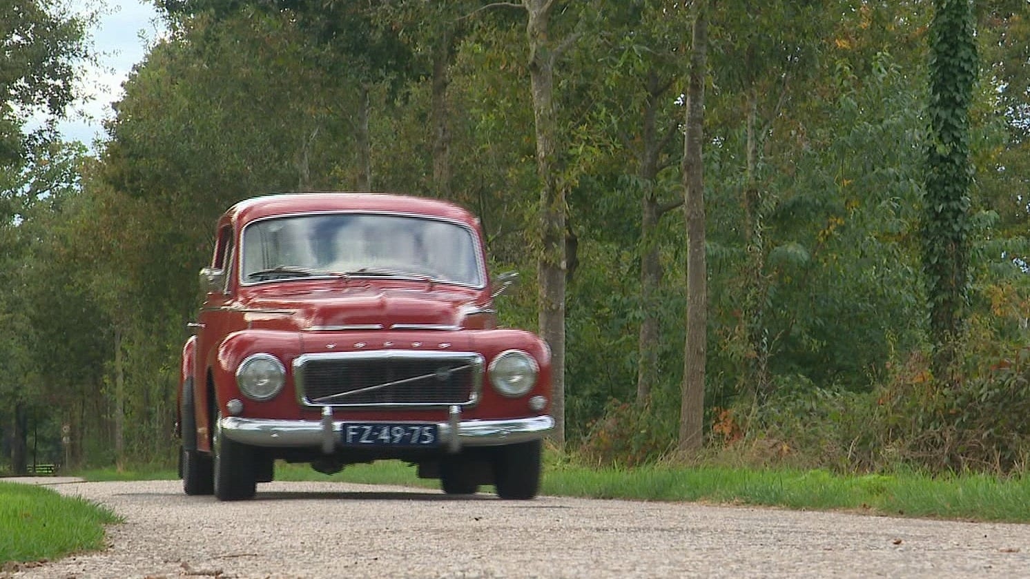 Oude liefde roest niet: Herman rijdt al 50 jaar in zijn allereerste auto