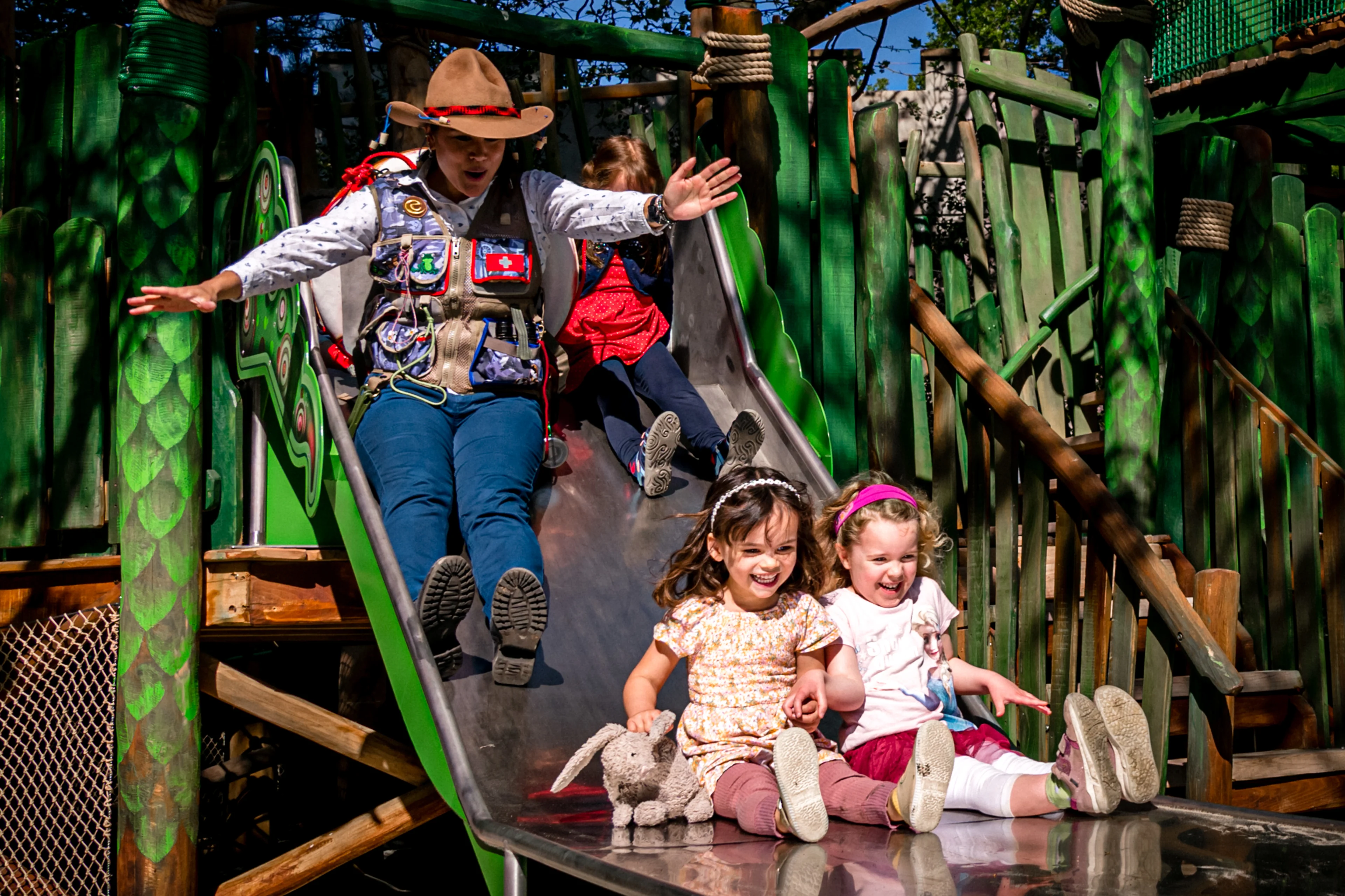 Droom van Marc de Hond komt uit: inclusief speelbos in De Efteling geopend