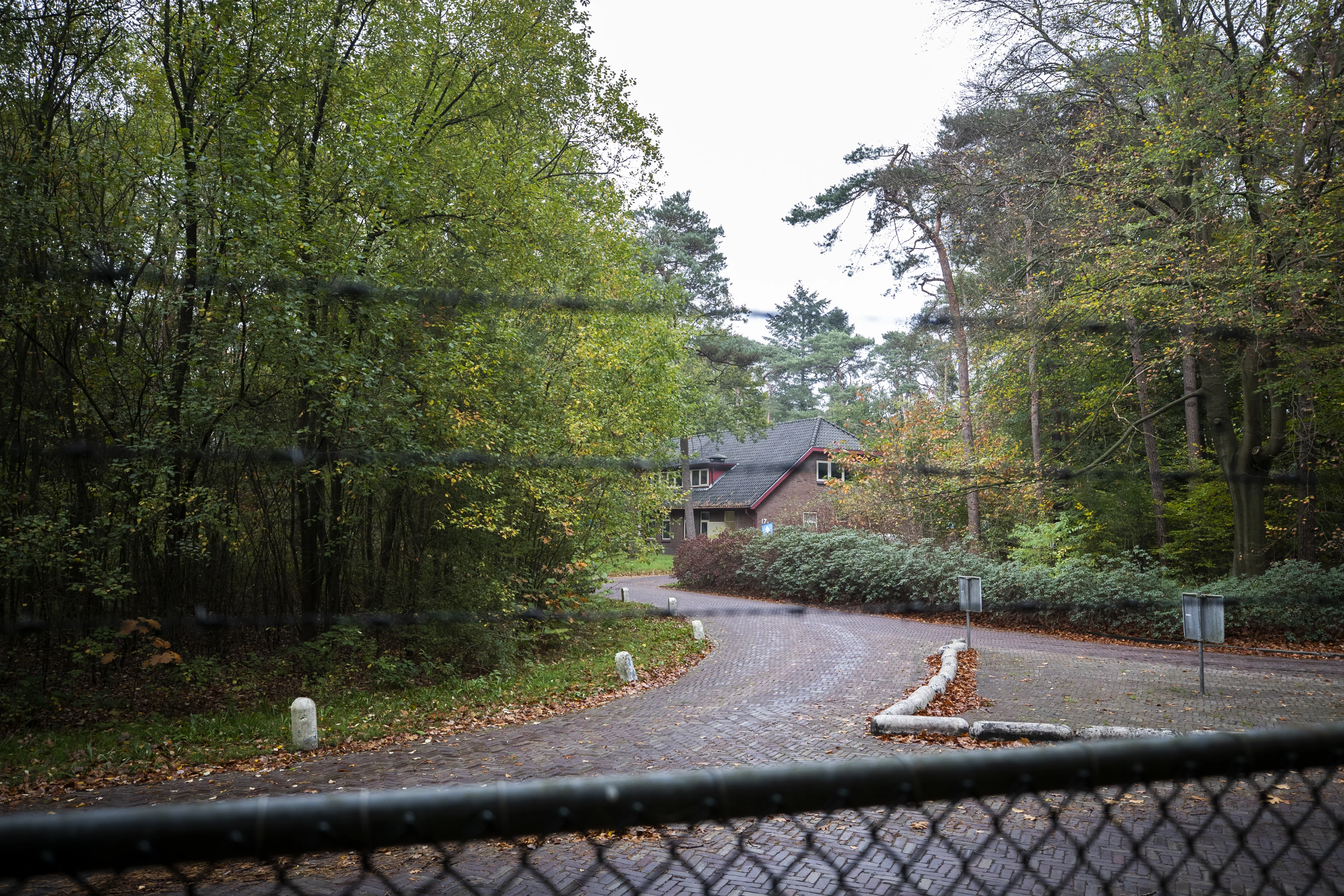 Eerste opgehaalde Afghanen zijn aangekomen bij opvang Zeist