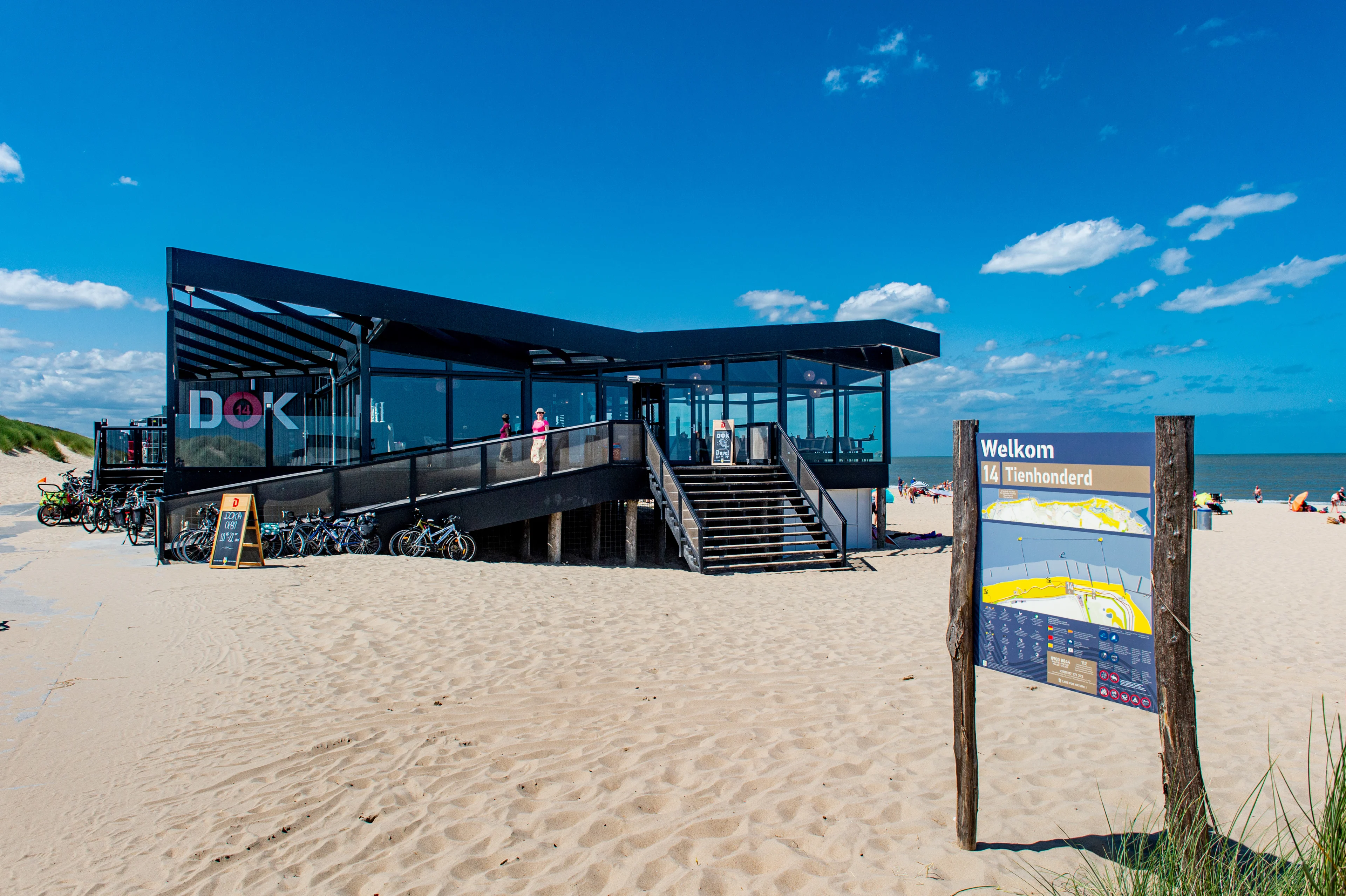 Strandtenten hoeven niet weg in winter: 'Fantastisch, dit is waar wij om hadden gevraagd'