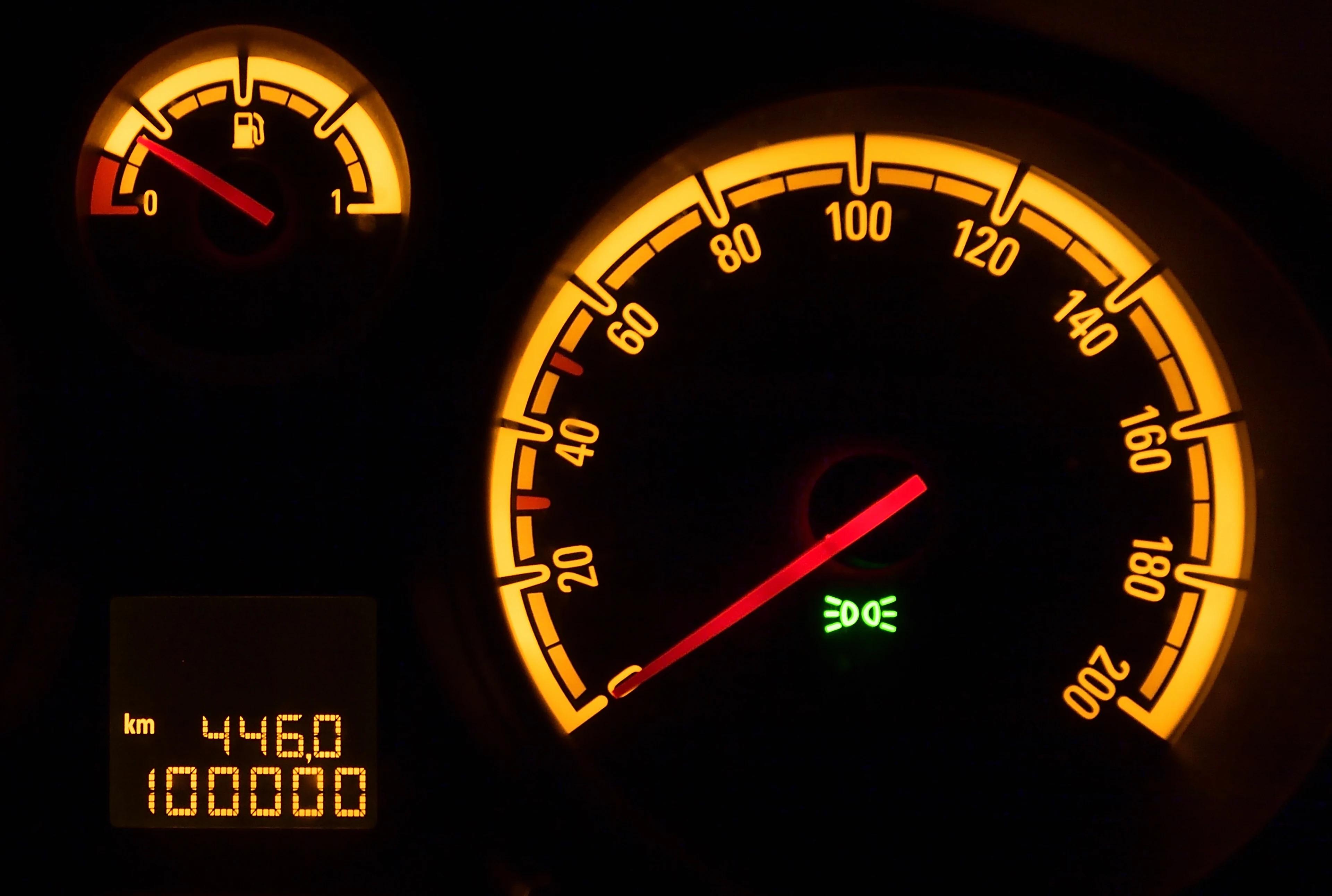 Hoeveel kilometer gaat een auto mee? 538-luisteraar met bizarre kilometerstand reageert