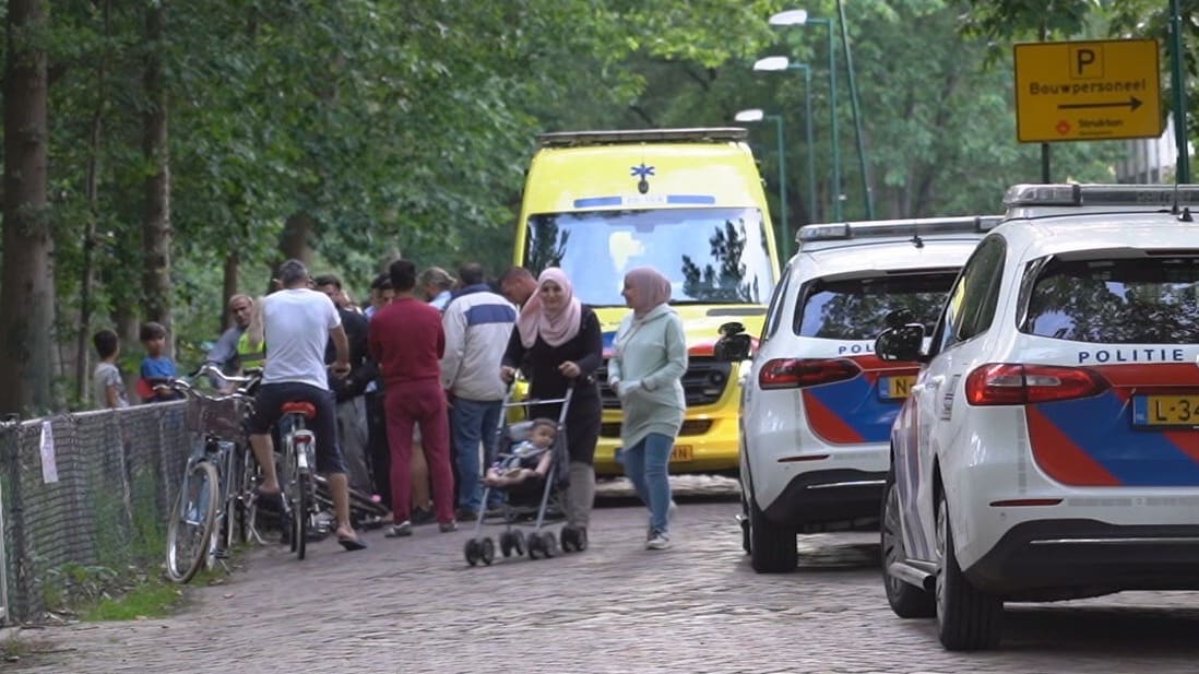 Vechtpartij met tien personen bij azc Gilze, politie vindt gewond slachtoffer