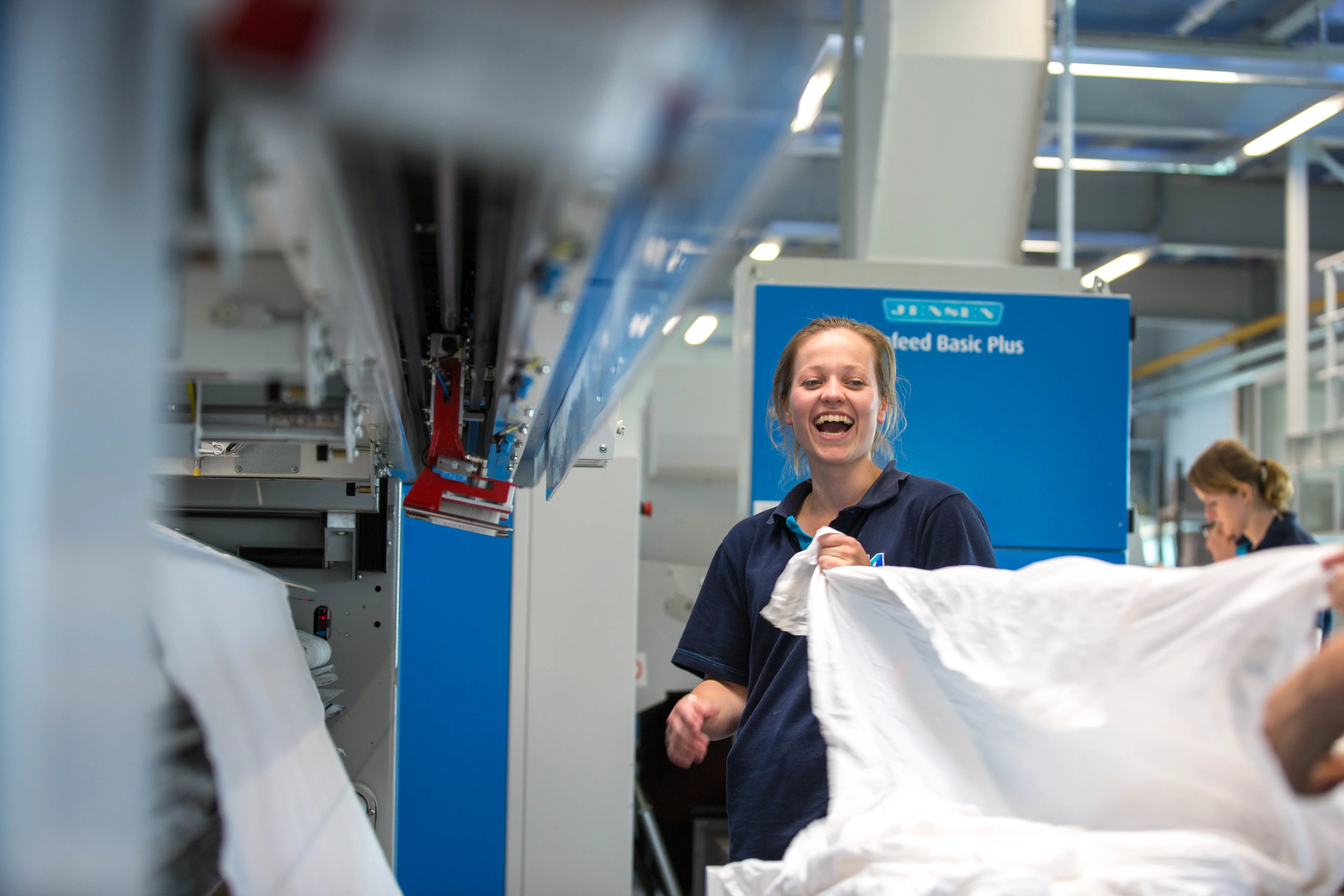 Wasserij Moderna in Hardenberg overladen met vragen over vaccin