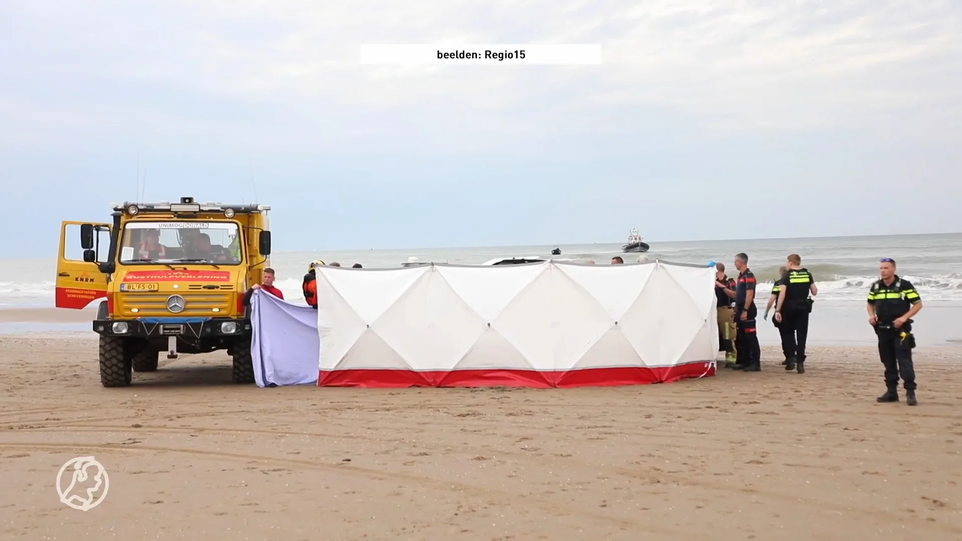 Jongen (13) uit zee gehaald bij strand Scheveningen