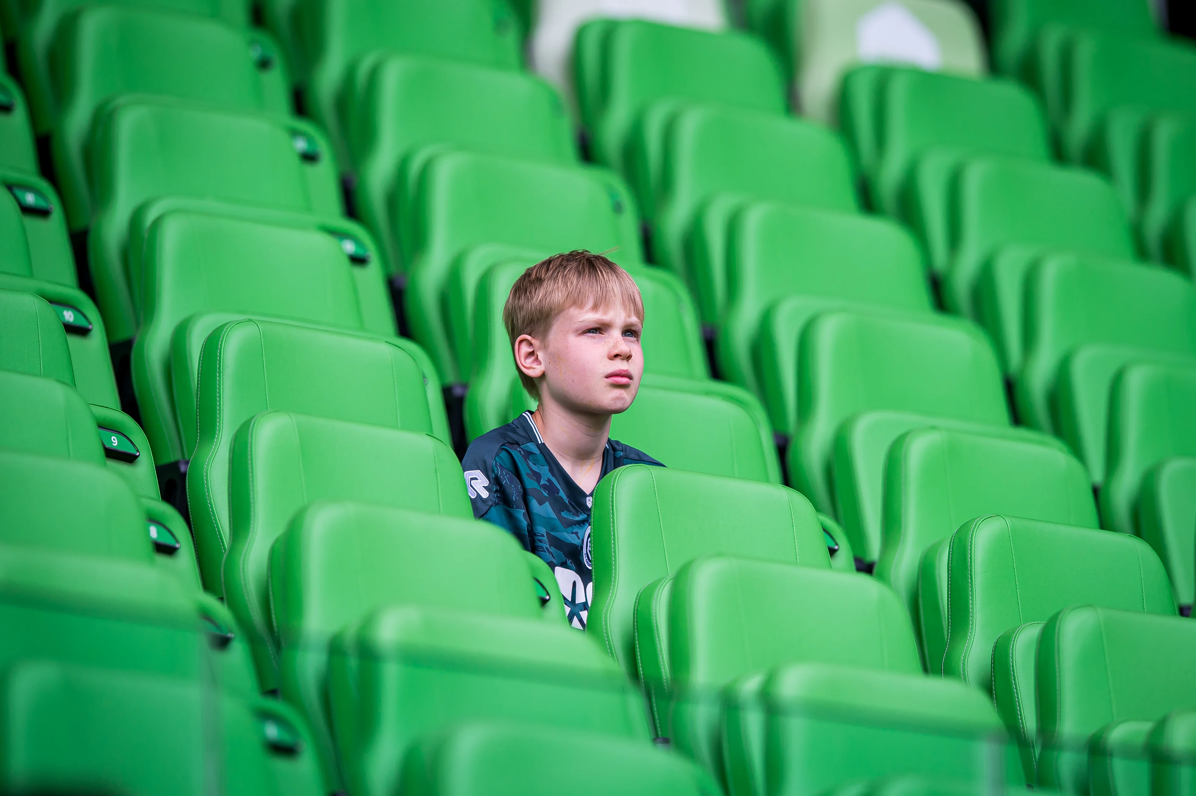 Ongeloof na staken wedstrijd FC Groningen-Ajax: kinderen in tranen en woedende fans