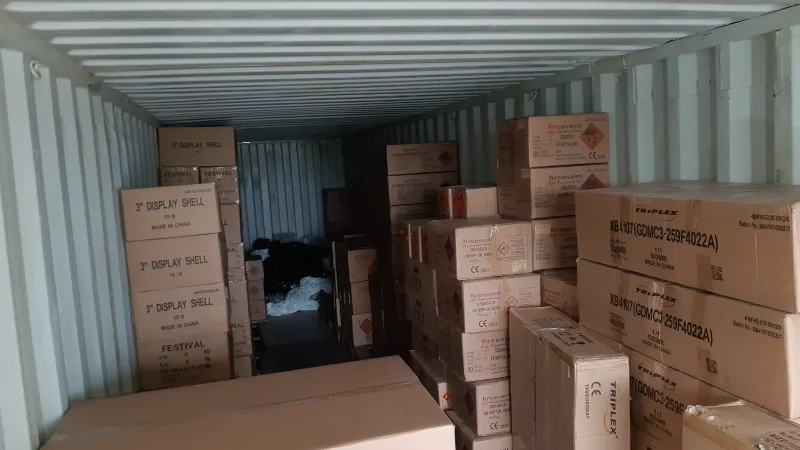 Man aangehouden na vervoeren van 150 kilo illegaal vuurwerk met kind op achterbank