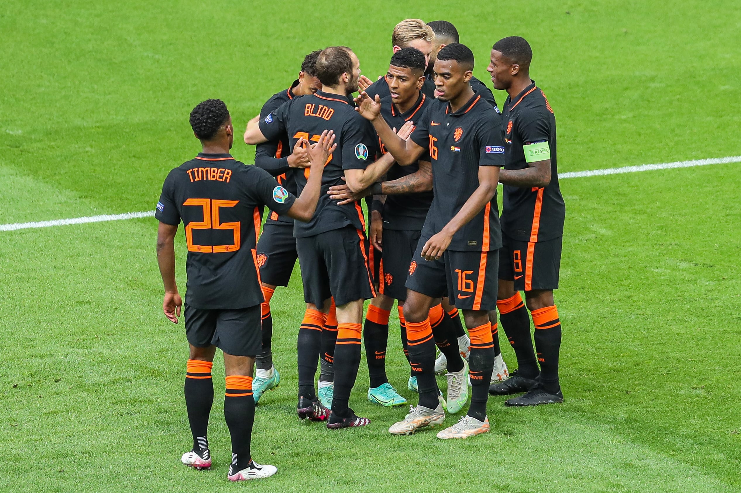 Buitenlandse kranten: Oranje heeft zich bij de titelfavorieten van dit EK gevoegd