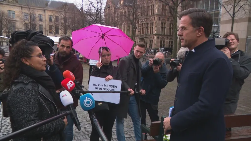 Aangifte tegen vijf (oud-)bewindslieden in toeslagenaffaire