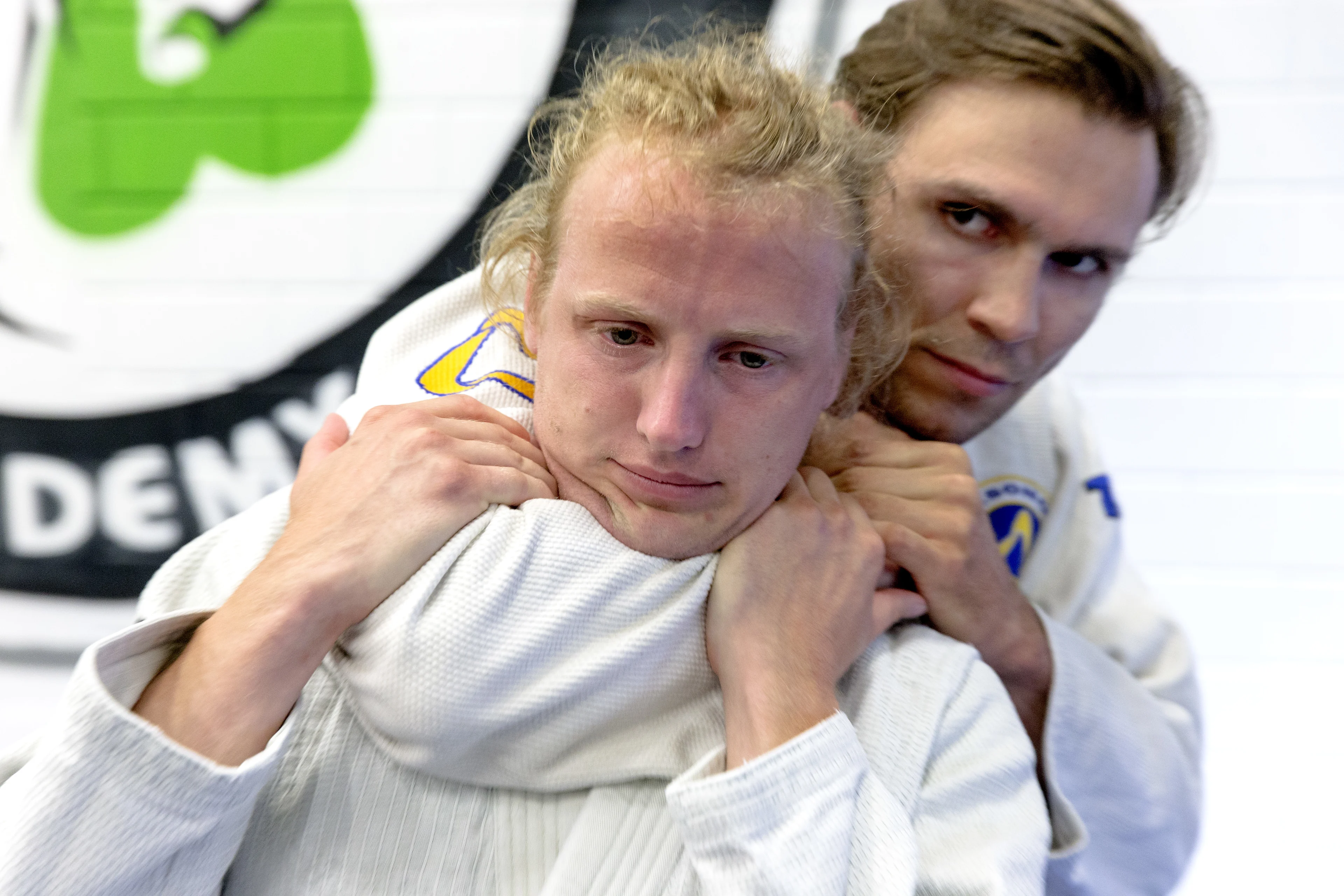 D66 wil verbod op nekklem na dood George Floyd