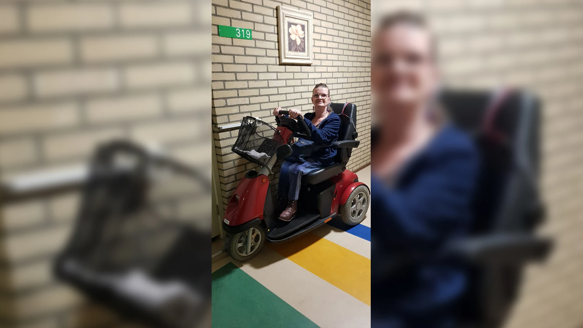 Adri mag supermarkt niet in met scootmobiel: 'Je voelt je gewoon gediscrimineerd'