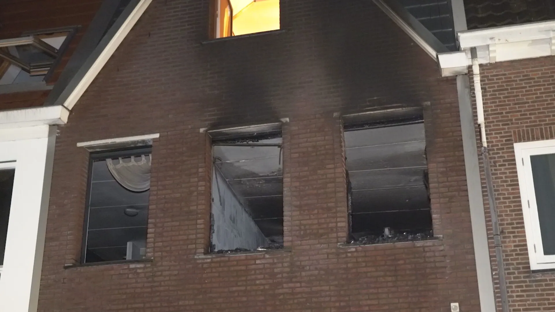 Evacuaties door brand in zorginstelling Zwolle, 2 personen aangehouden