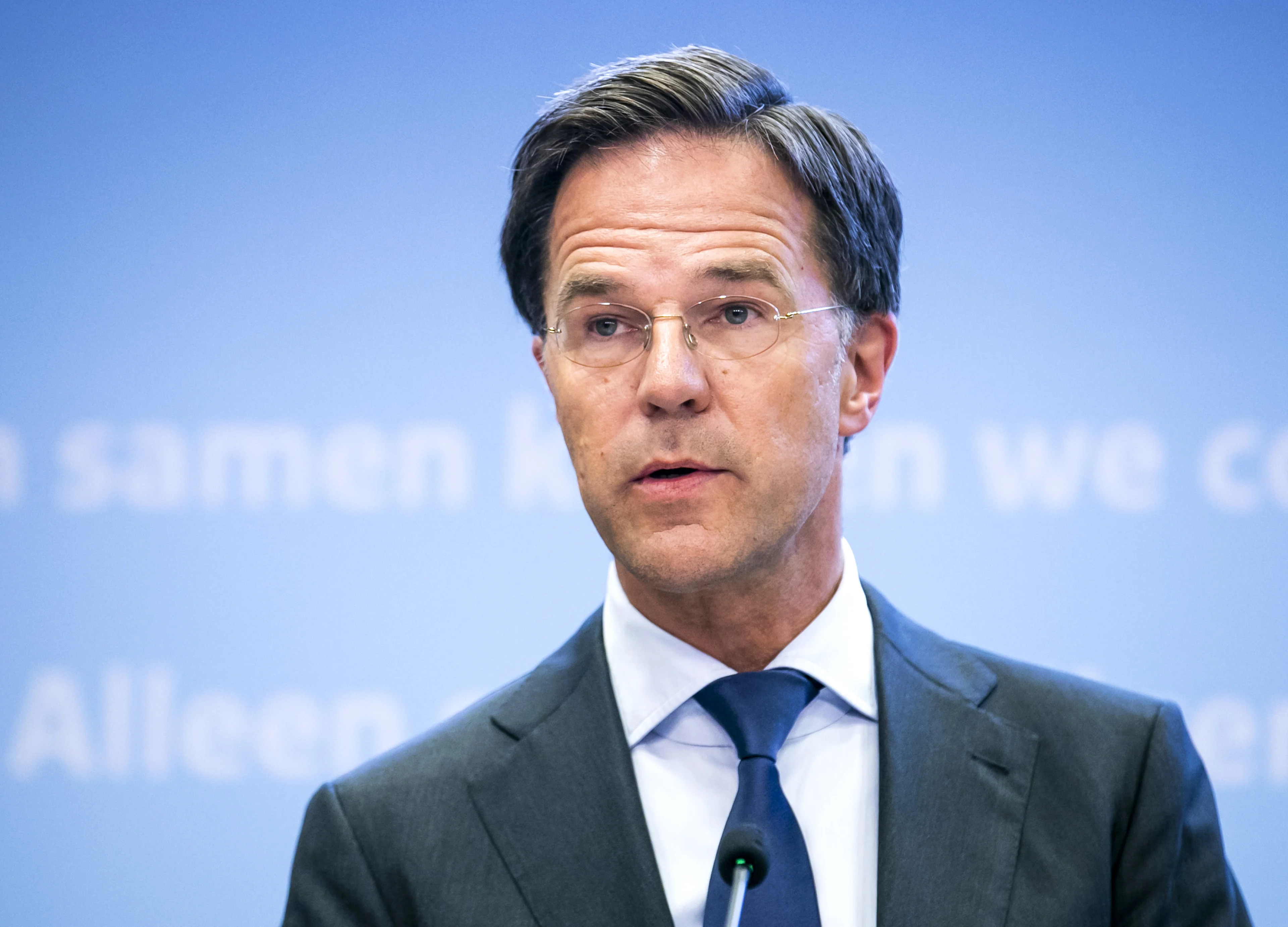 VIDEO: Rutte reageert op lager vertrouwen in coronabeleid