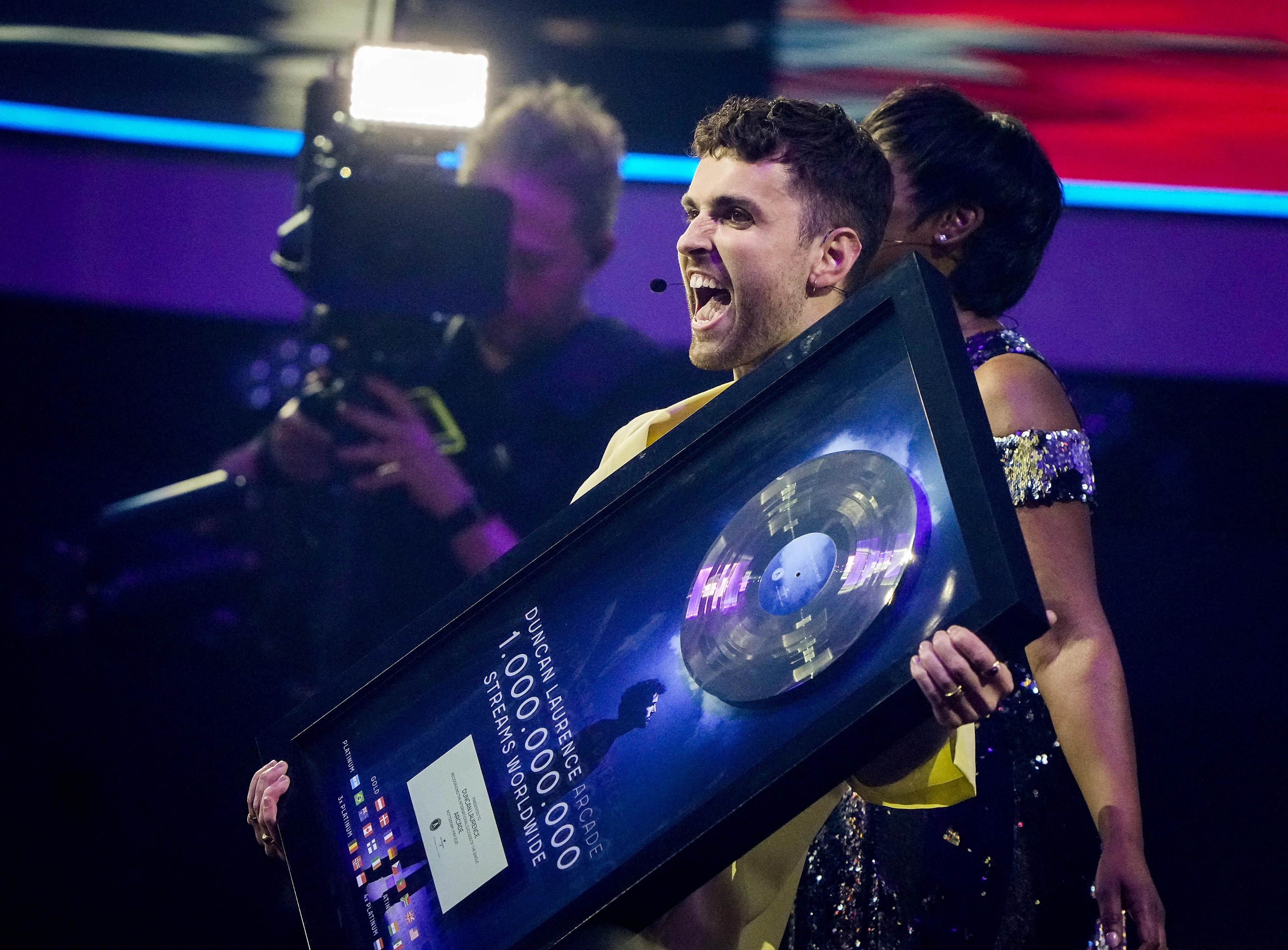 Duncan Laurence positief getest op corona, treedt niet op tijdens finale Songfestival