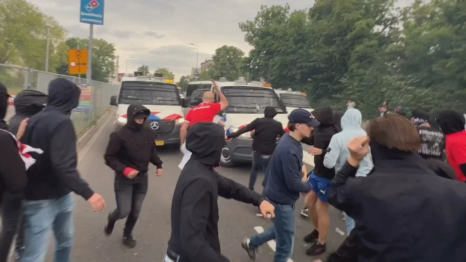 Huldiging PSV grotendeels rustig verlopen, ondanks eerdere ongeregeldheden