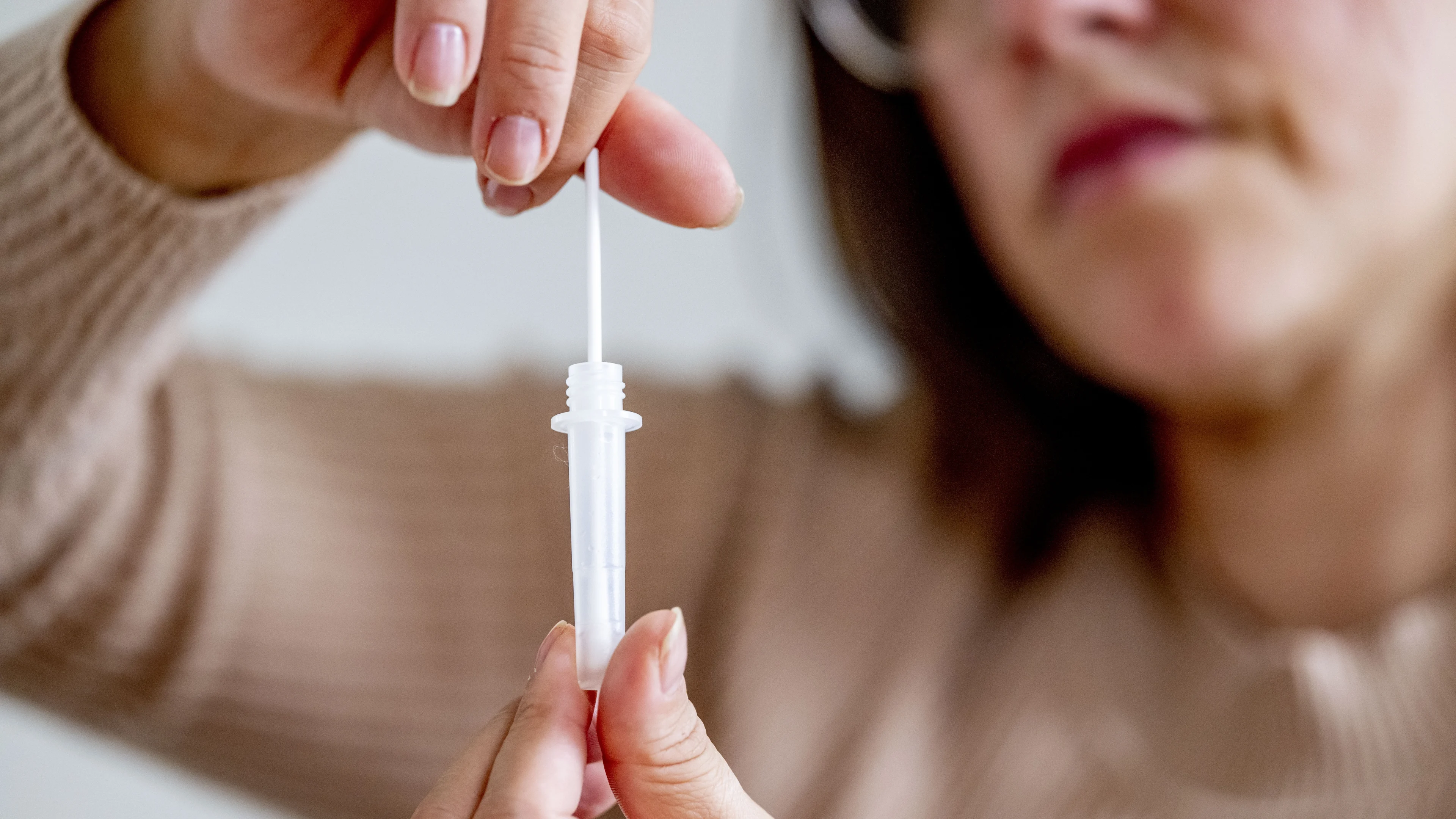 Eén op de vijf jongeren met post-covid raakt sociale contacten kwijt