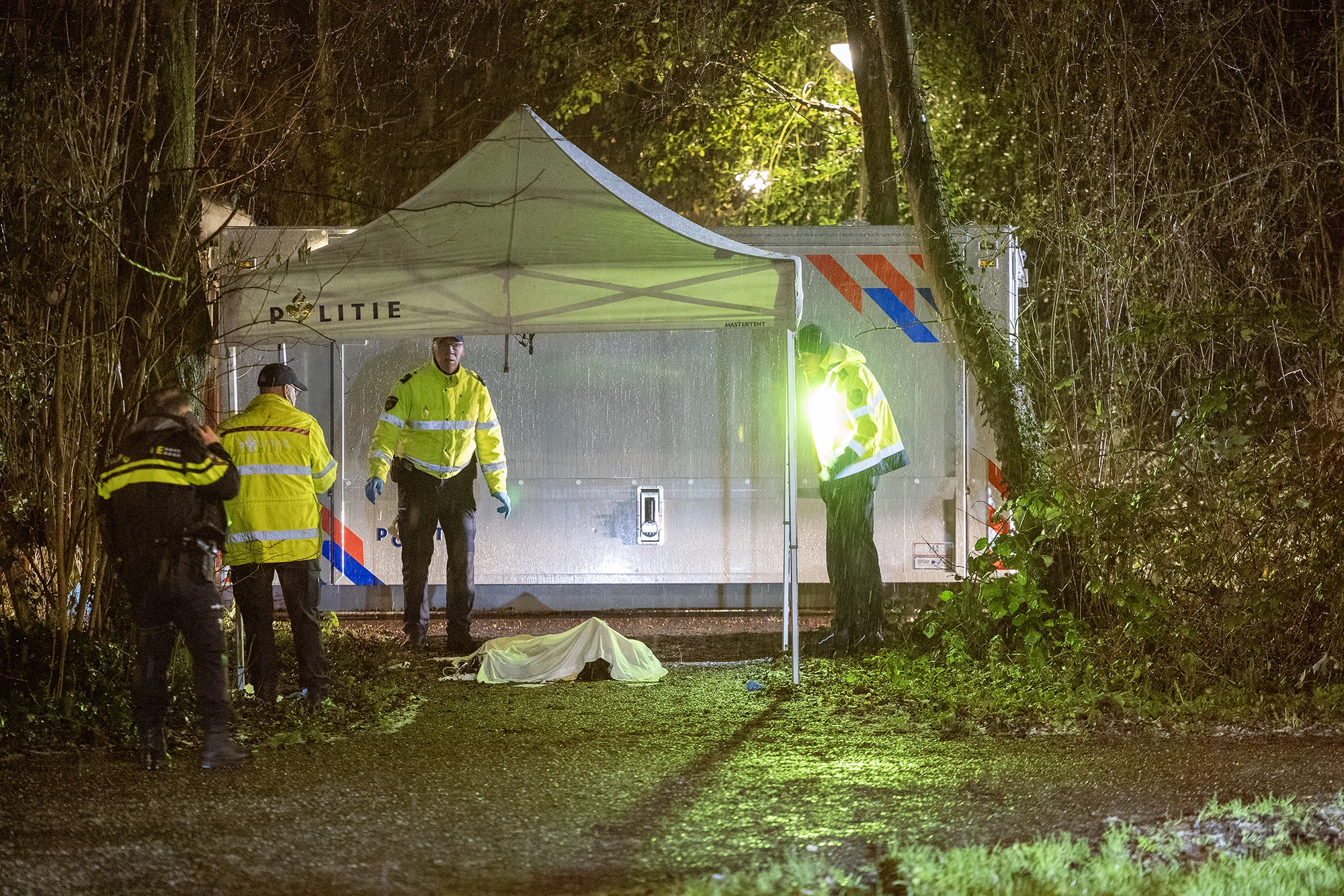 Twee doden door schietpartij in Amsterdam Nieuw-West