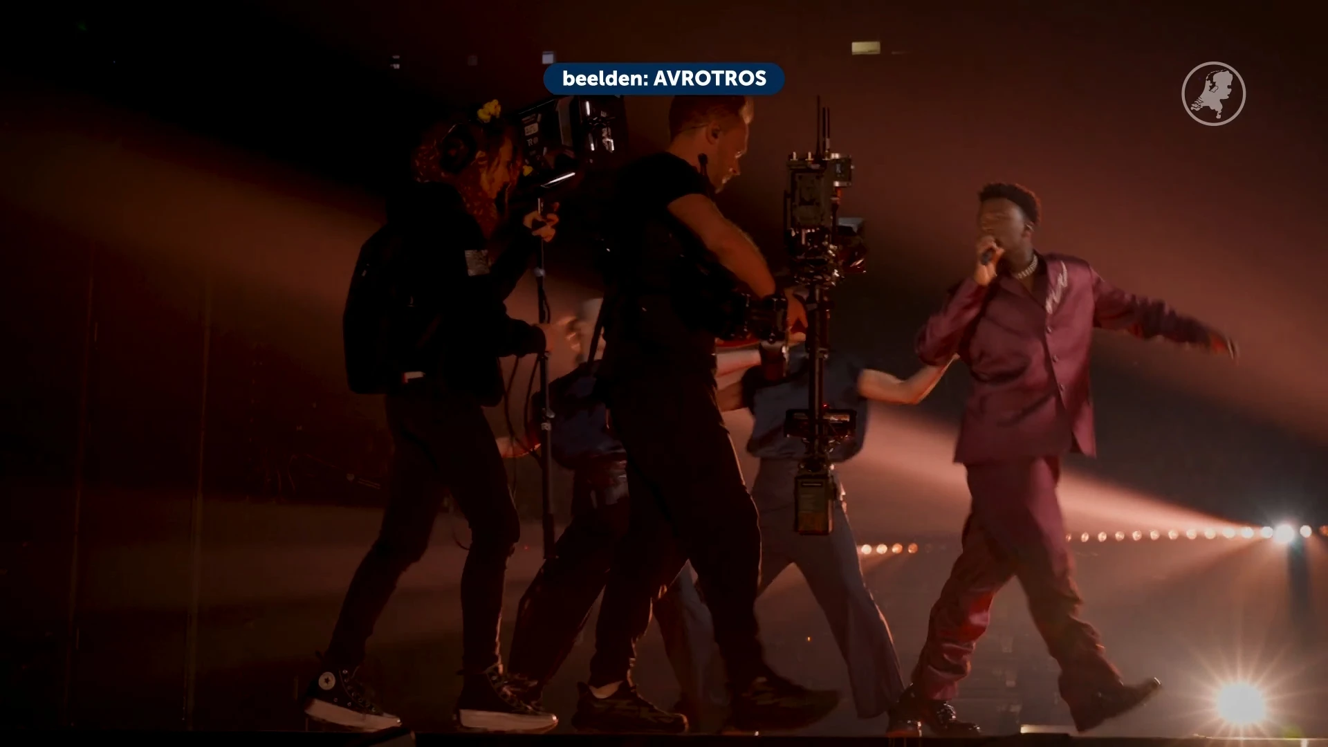 Claude blaast publiek omver bij eerste optreden voor publiek