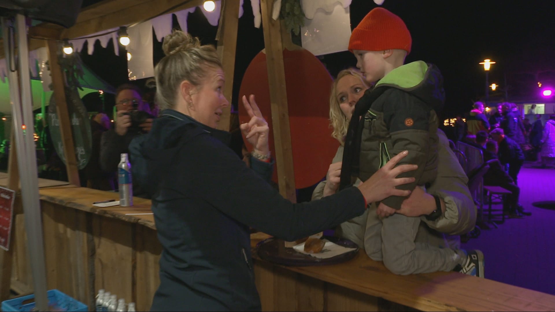 Bijzonder: heel dorp leert gebarentaal voor Gijs (4) uit Hengevelde