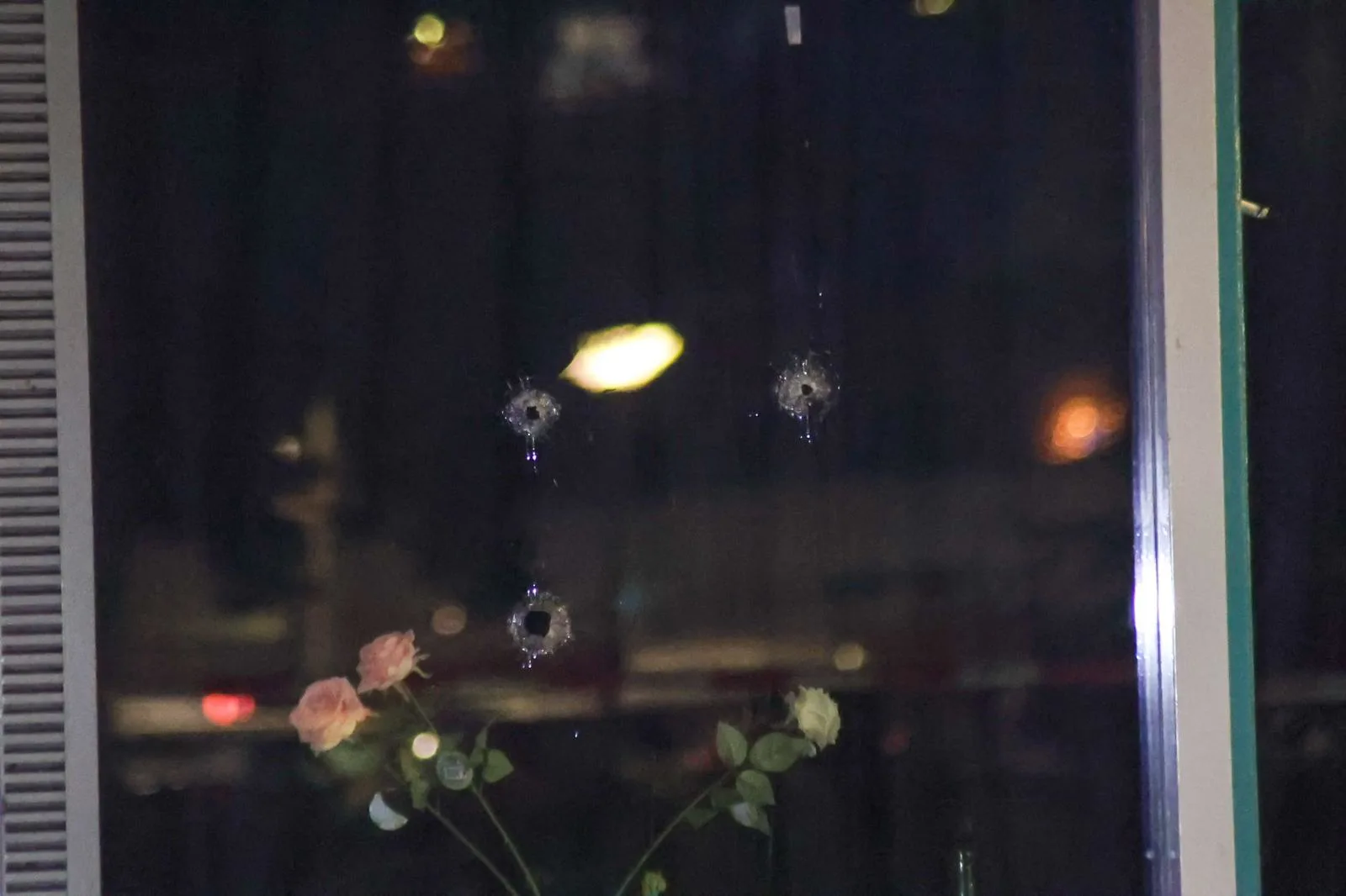 Woning in Amsterdam-Zuidoost beschoten terwijl bewoners thuis zijn