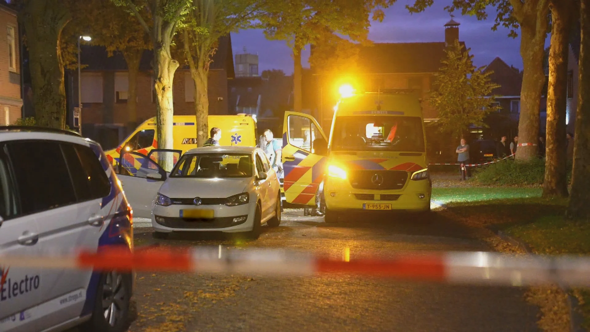 Steekpartij na verkeersruzie in Oss: drie gewonden, politie zoekt daders