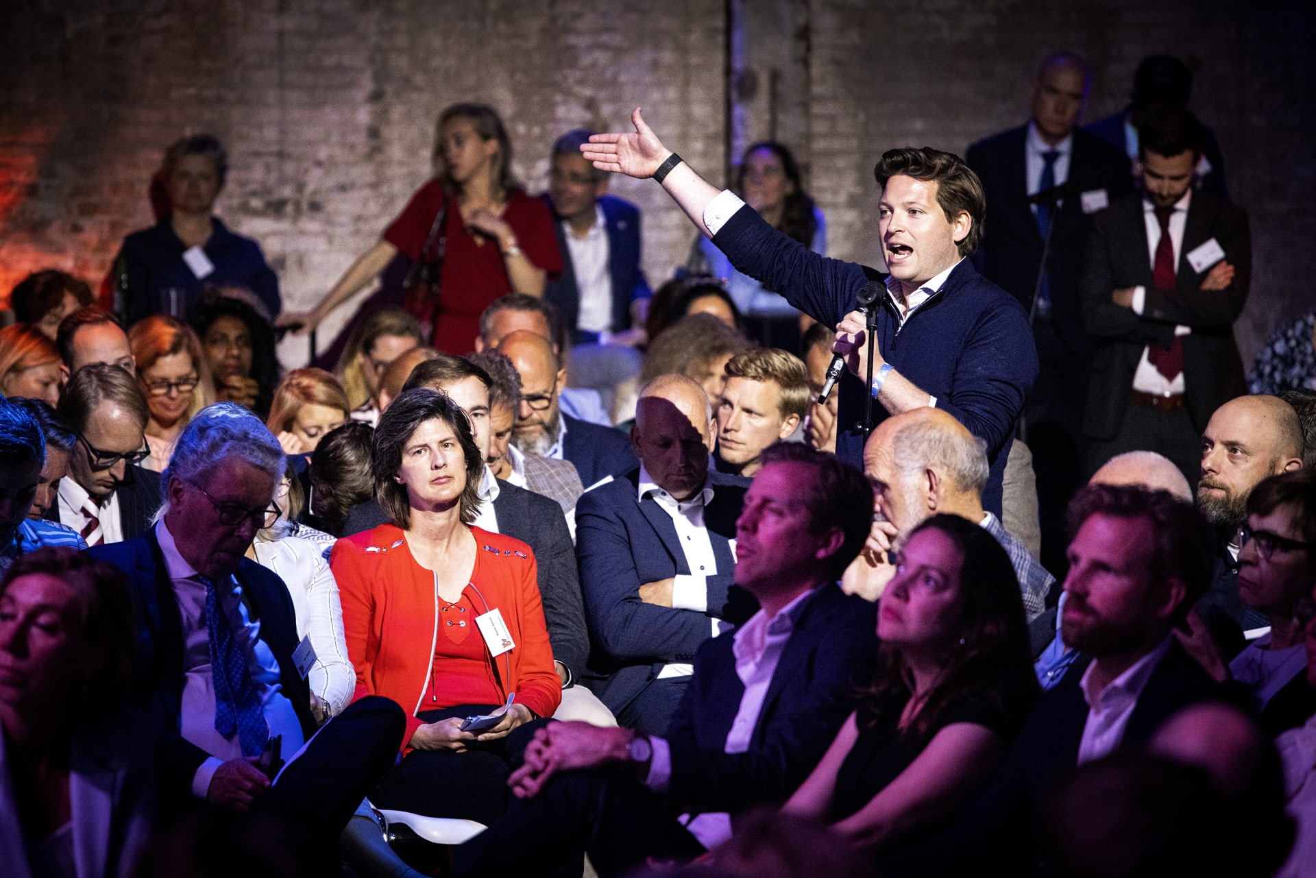 VVD-leden stemmen met nipte meerderheid tegen stikstofplannen kabinet