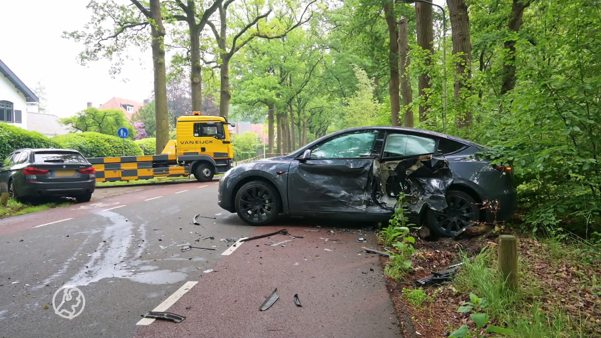 Ravage en vier gewonden na auto-ongeluk in Breda