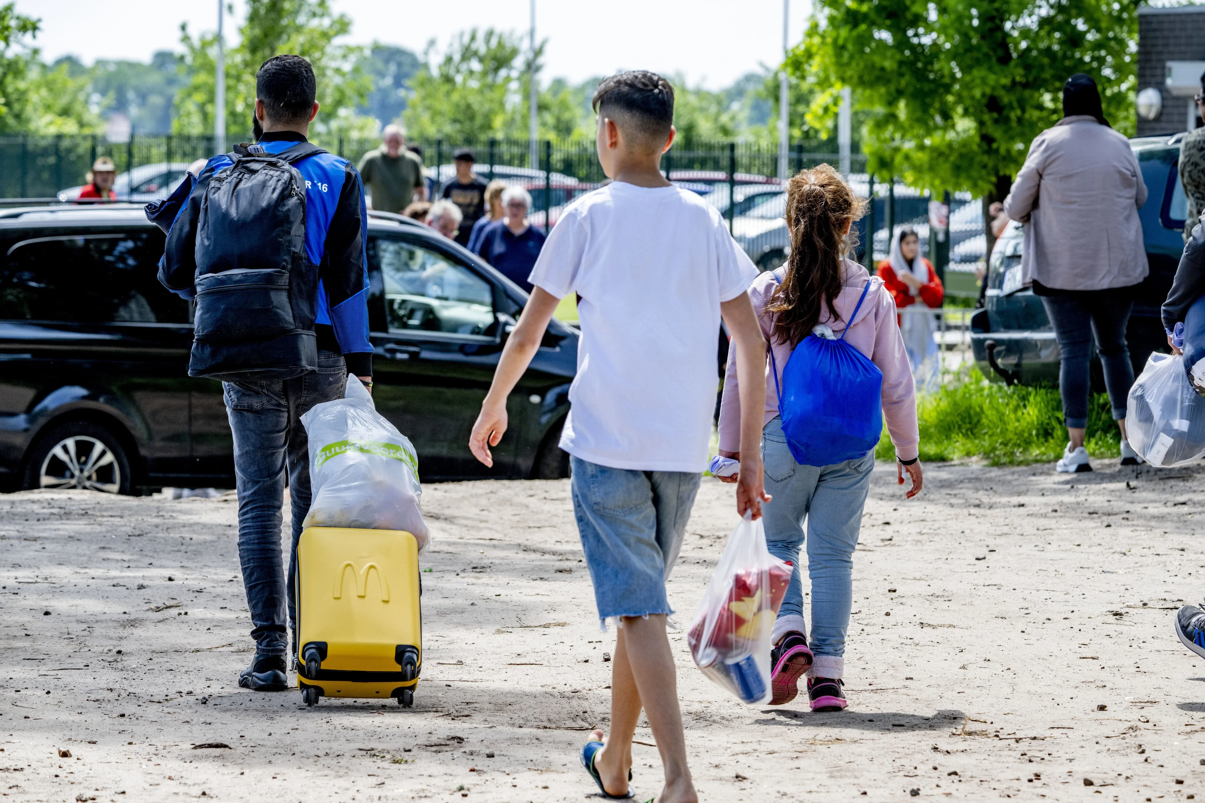 Zomervakantie komt, Oekraïners moeten van gastgezin naar opvang