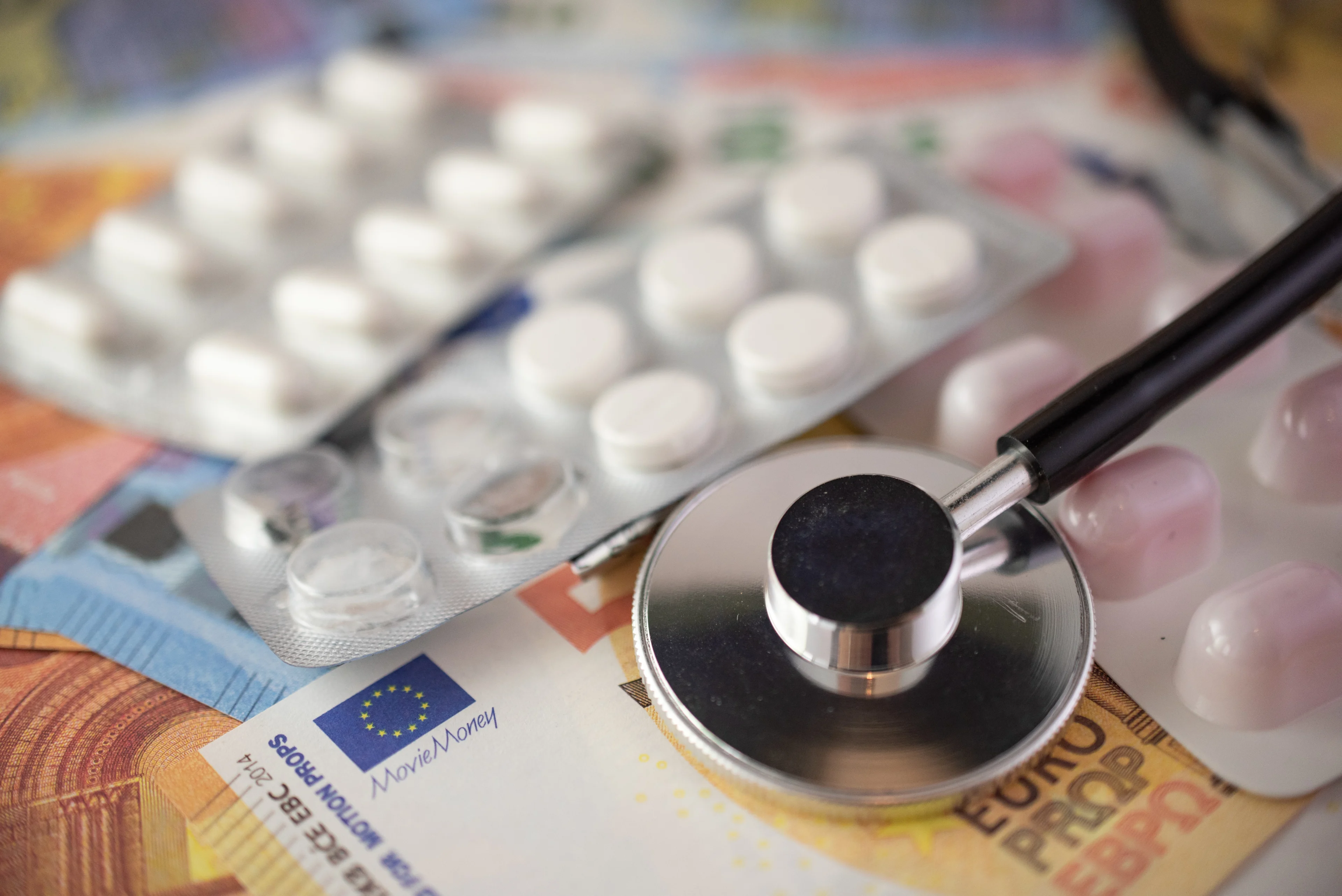 Tweede Kamer unaniem: eigen risico moet volgend jaar 385 euro blijven