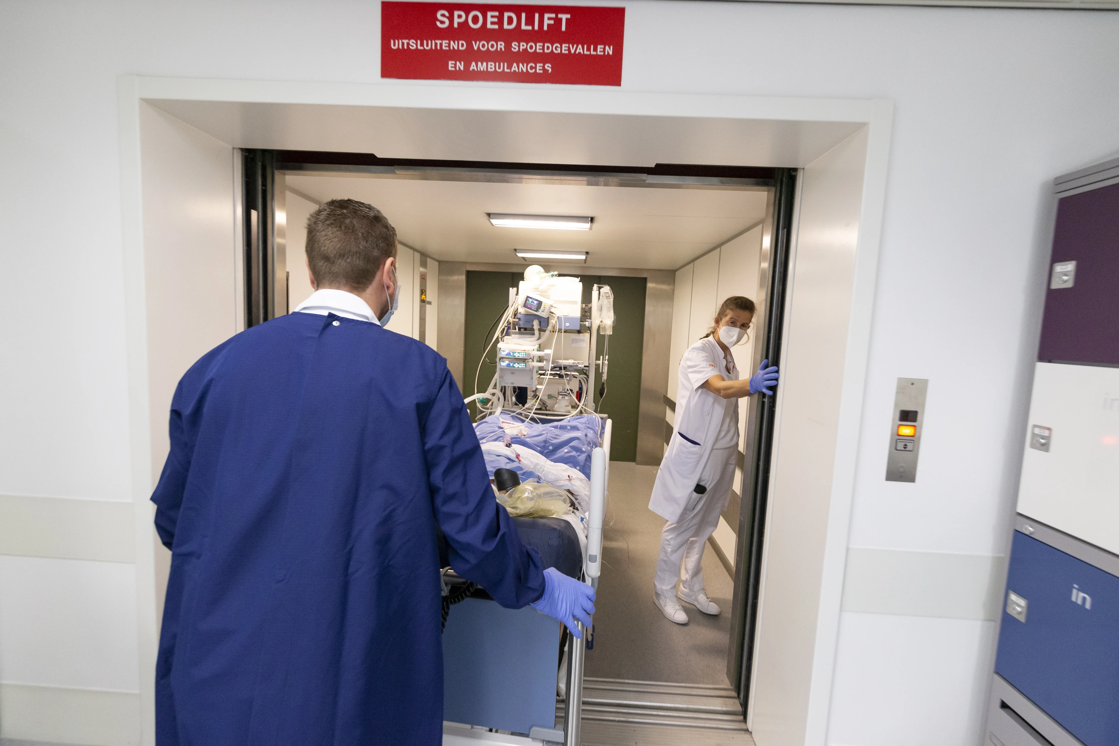 Coronapandemie heeft zo'n 15 miljoen levens geëist, schat WHO