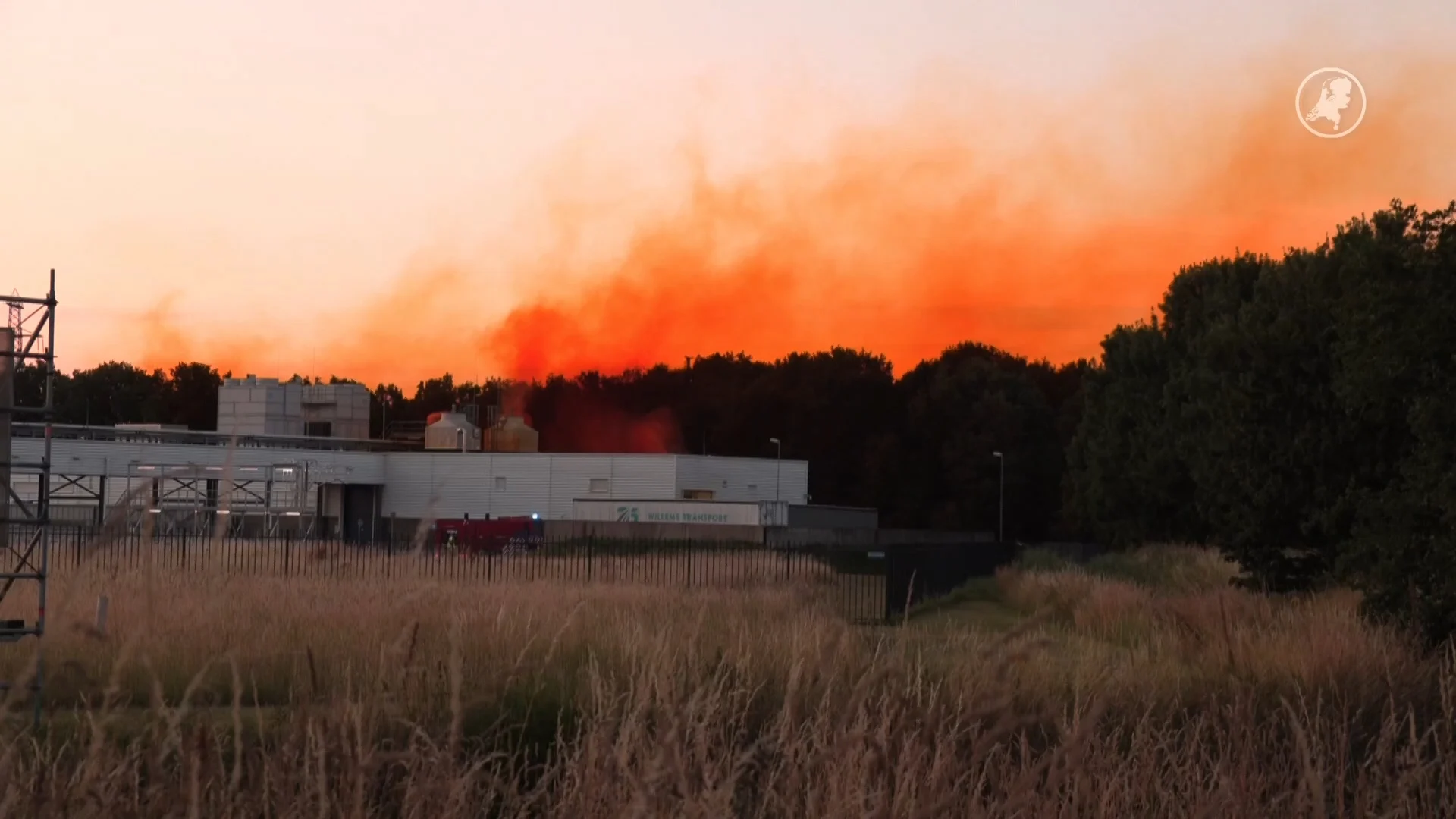 Lucht boven Borculo kleurt oranje door gevaarlijke stof, NL-Alert verstuurd