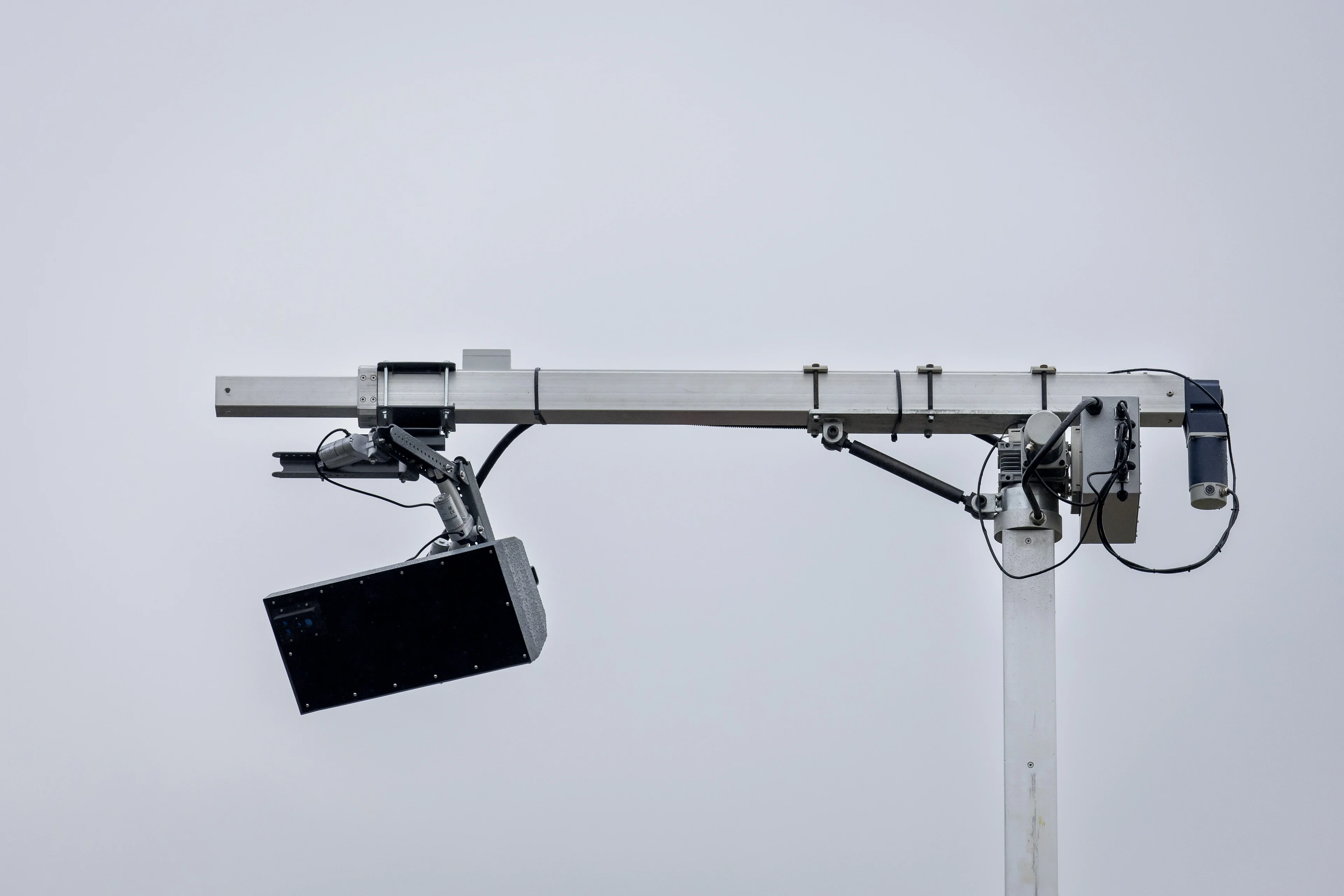 Focusflitsers uitgeschakeld na omvallen paal langs N50 bij Kampen