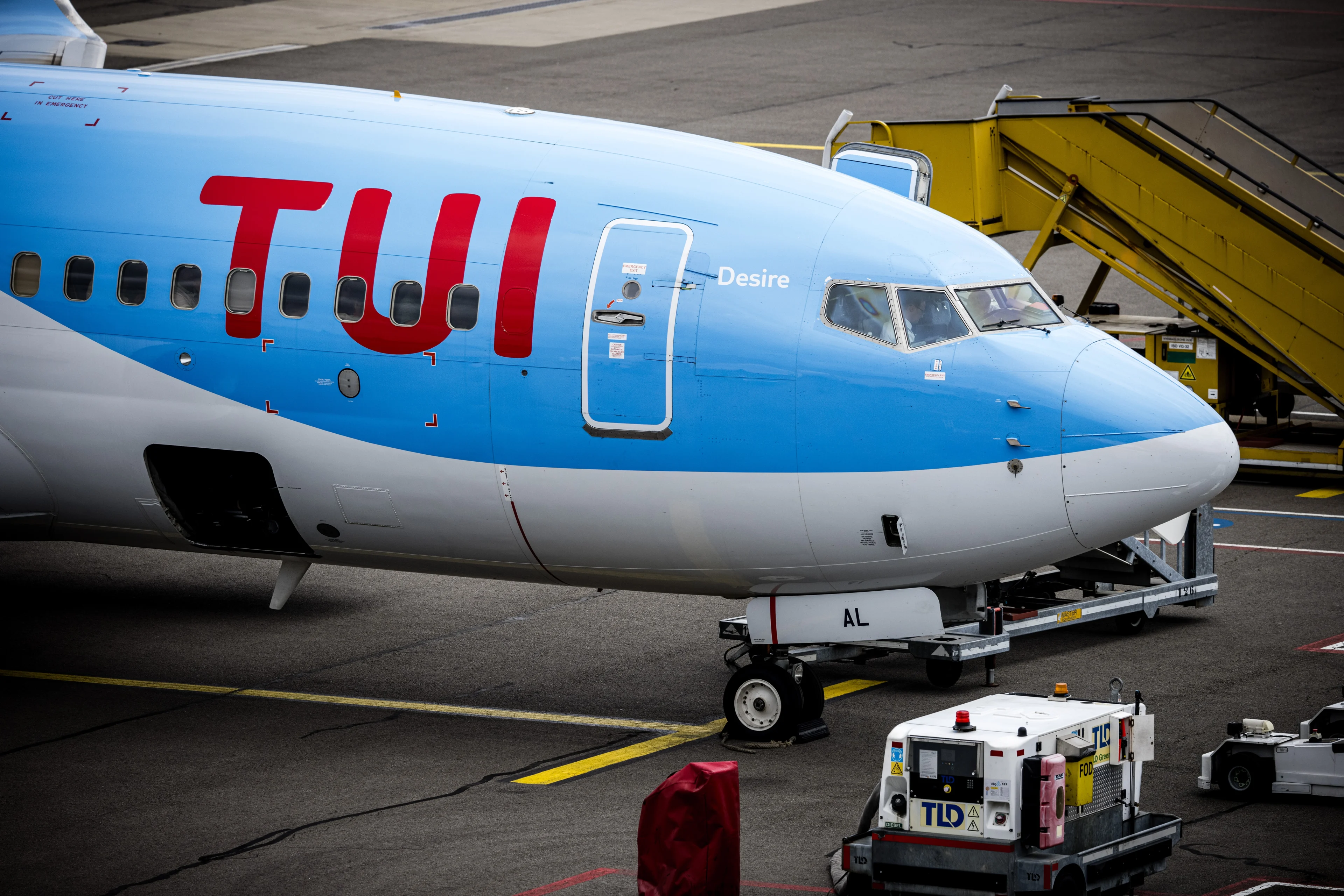 TUI past 'koloniale' reisbeschrijvingen aan na kritiek op tekst over Suriname