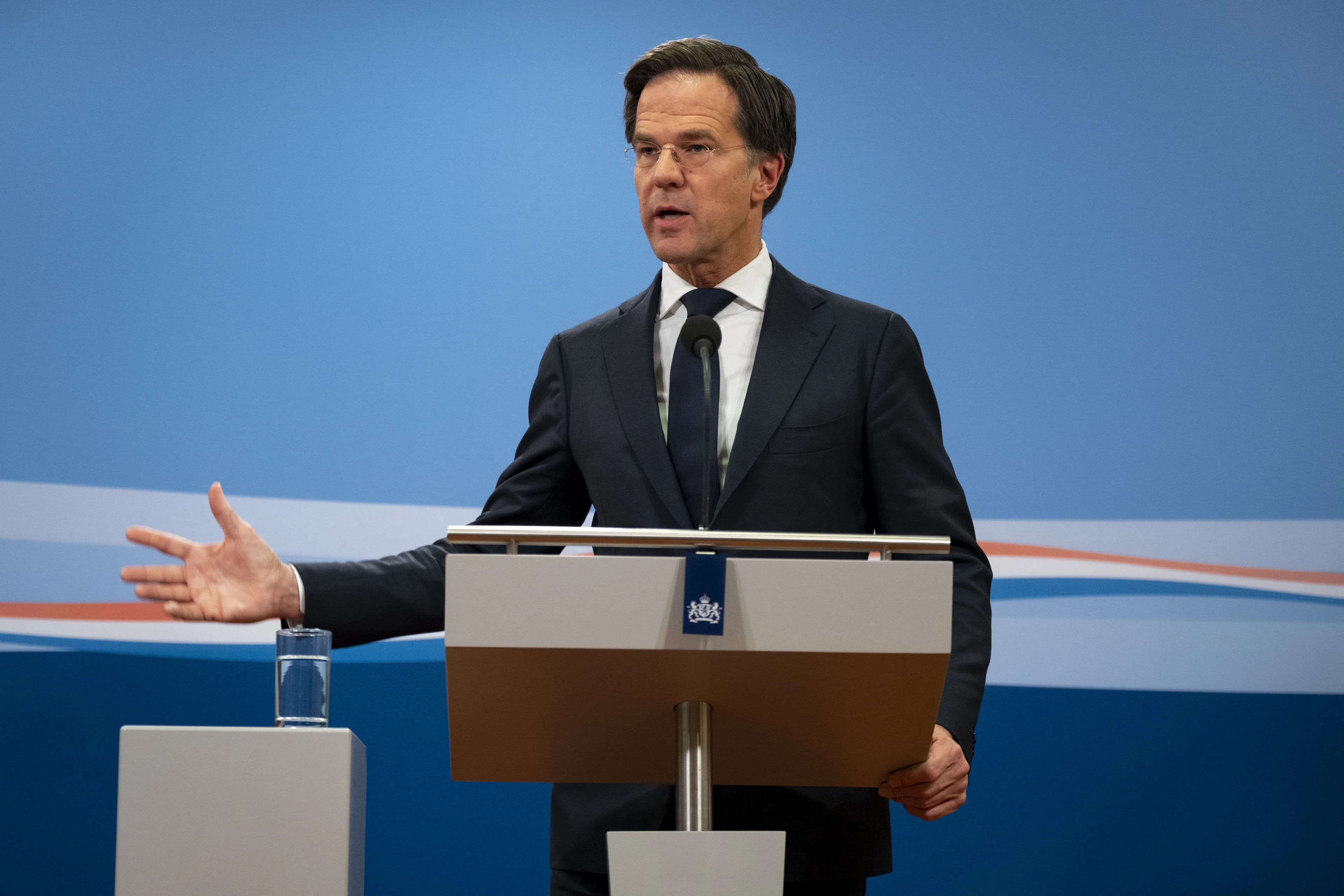 Premier Rutte houdt wekelijkse persconferentie na ministerraad